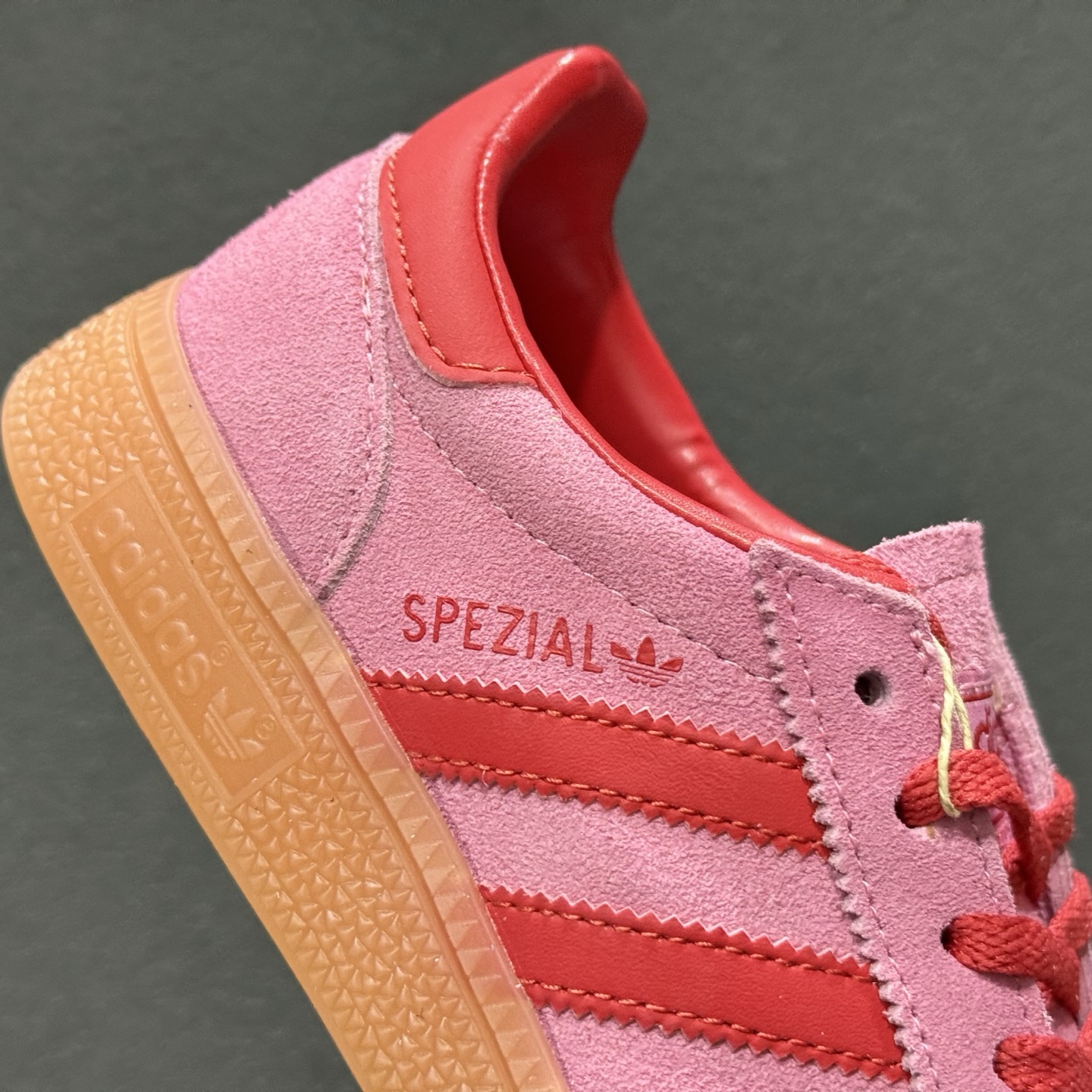 150 adidas originals HANDBALL SPEZIAL 粉色 JR5006-126-Chinese UA Cheap High Quatity Brand Clothes Bags handbags Sneakers wholesale wholesaler seller from China Factory suppliers Fashion Clothing Shoes best Quality Beautiful Price 150 adidas originals HANDBALL SPEZIAL 粉色 JR5006-126