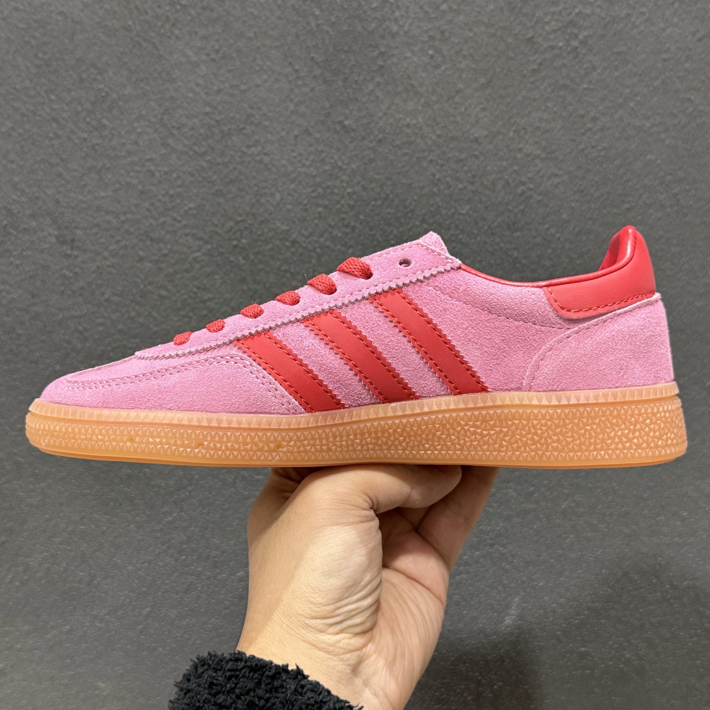 150 adidas originals HANDBALL SPEZIAL 粉色 JR5006-126-Chinese UA Cheap High Quatity Brand Clothes Bags handbags Sneakers wholesale wholesaler seller from China Factory suppliers Fashion Clothing Shoes best Quality Beautiful Price 150 adidas originals HANDBALL SPEZIAL 粉色 JR5006-126