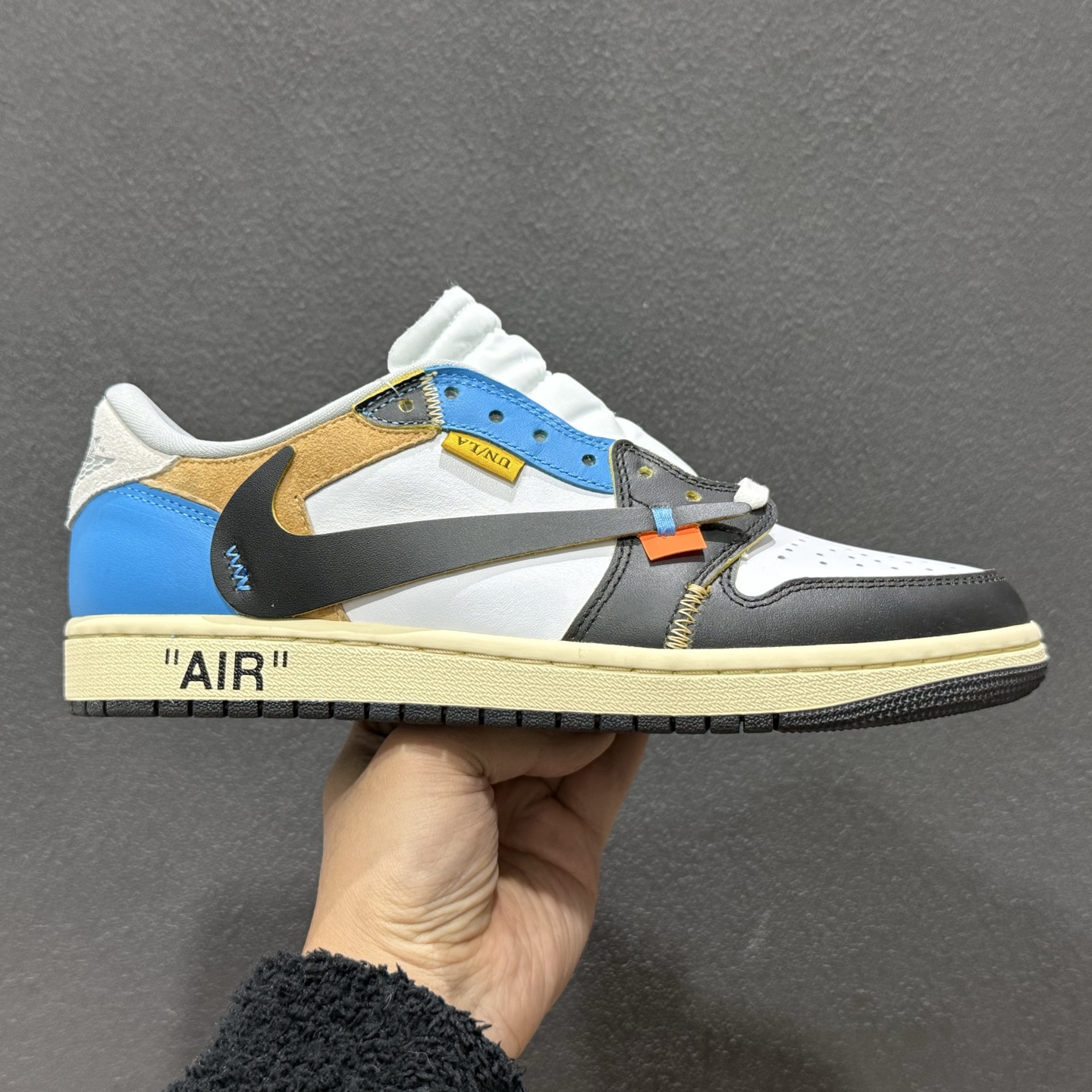 240 原装级别 AJ1倒勾限定Travis Scott x Air Jordan 1 ” Reverse Mocha “ AJ1乔1 TS UN 联名倒钩 低帮文化篮球鞋 XZ6868-006