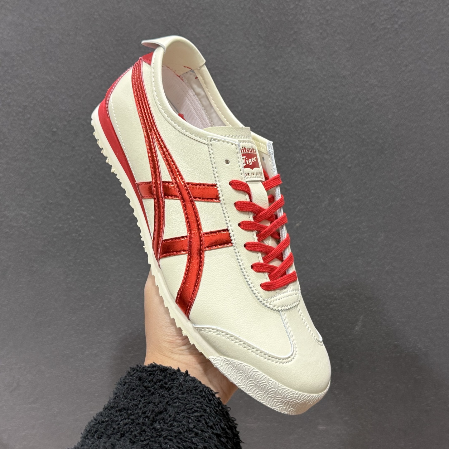 160 OnitsukaTiger/鬼塚虎 Mexico 66 NM 低邦休闲跑步鞋 1183C522-200-Chinese UA Cheap High Quatity Brand Clothes Bags handbags Sneakers wholesale wholesaler seller from China Factory suppliers Fashion Clothing Shoes best Quality Beautiful Price 160 OnitsukaTiger/鬼塚虎 Mexico 66 NM 低邦休闲跑步鞋 1183C522-200