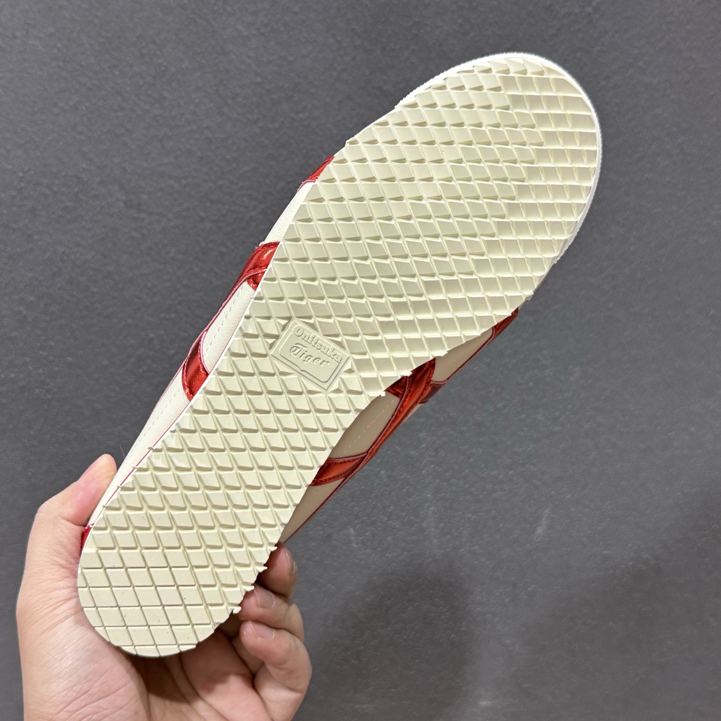 160 OnitsukaTiger/鬼塚虎 Mexico 66 NM 低邦休闲跑步鞋 1183C522-200-Chinese UA Cheap High Quatity Brand Clothes Bags handbags Sneakers wholesale wholesaler seller from China Factory suppliers Fashion Clothing Shoes best Quality Beautiful Price 160 OnitsukaTiger/鬼塚虎 Mexico 66 NM 低邦休闲跑步鞋 1183C522-200