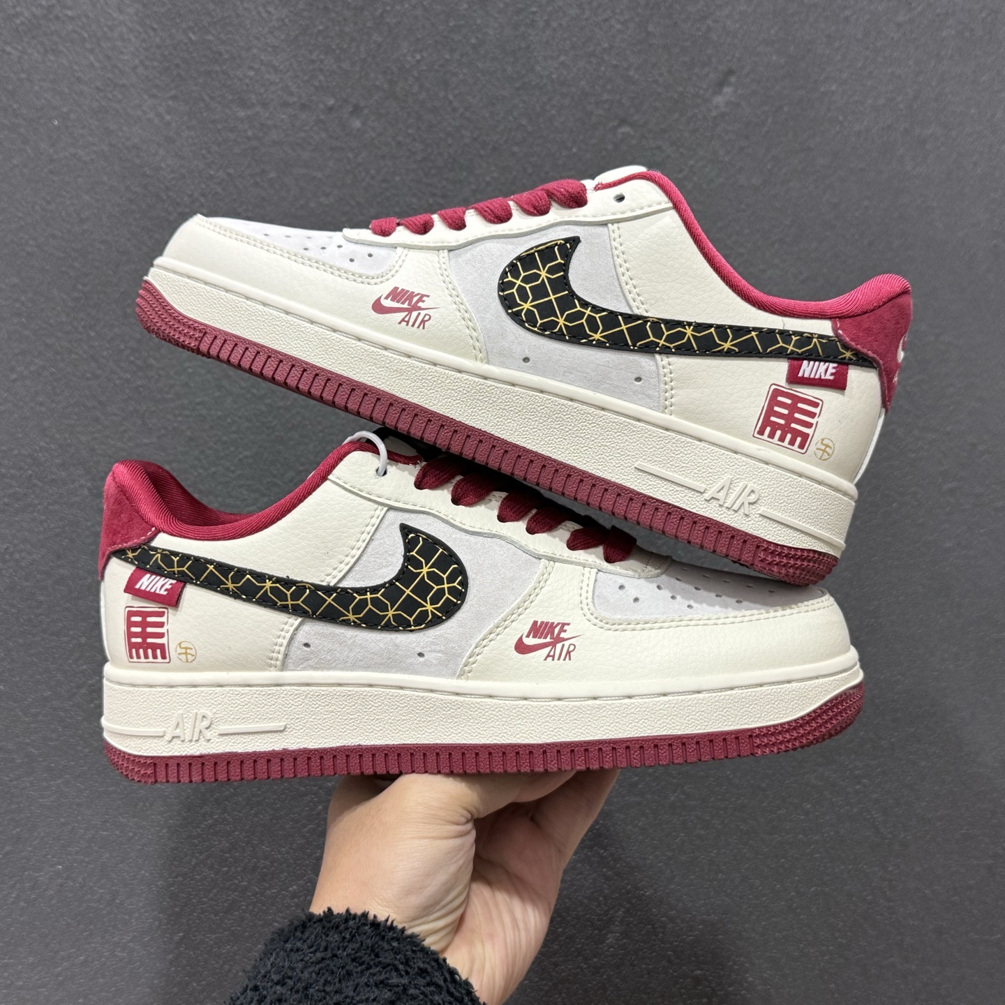 260 2026新款定制限量发售高端定制Nike Air Force 1 '07 Low “马年限定联名------白灰中国风” KD1688-006-Chinese UA Cheap High Quatity Brand Clothes Bags handbags Sneakers wholesale wholesaler seller from China Factory suppliers Fashion Clothing Shoes best Quality Beautiful Price 260 2026新款定制限量发售高端定制Nike Air Force 1 '07 Low “马年限定联名------白灰中国风” KD1688-006