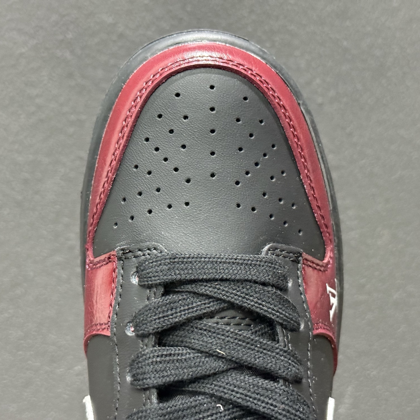 280 Nike SB Dunk Low“马年限定——红檀玄银” 高端定制 低帮休闲板鞋 SG6688-007-Chinese UA Cheap High Quatity Brand Clothes Bags handbags Sneakers wholesale wholesaler seller from China Factory suppliers Fashion Clothing Shoes best Quality Beautiful Price 280 Nike SB Dunk Low“马年限定——红檀玄银” 高端定制 低帮休闲板鞋 SG6688-007