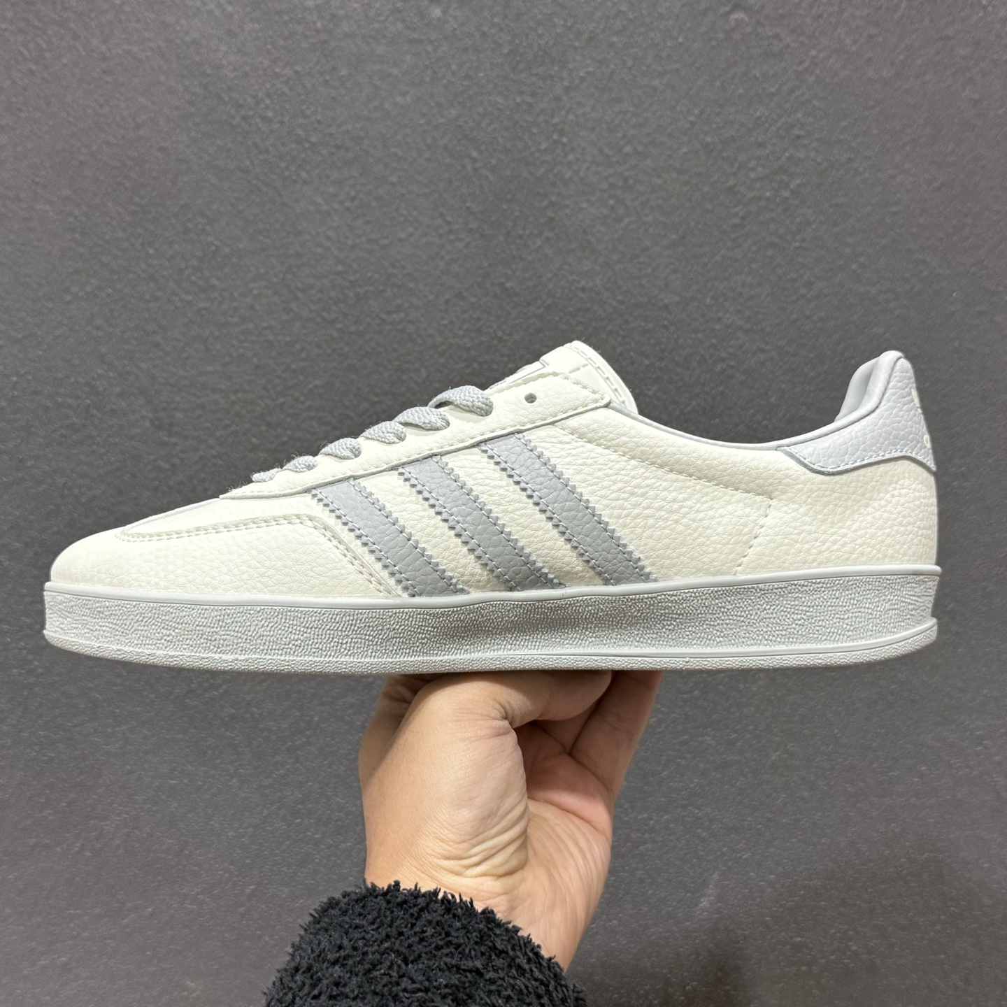 140 Adidas Originals Gazelle Indoor DIY三叶草复古休闲防滑耐磨低帮板鞋 DD6620-111