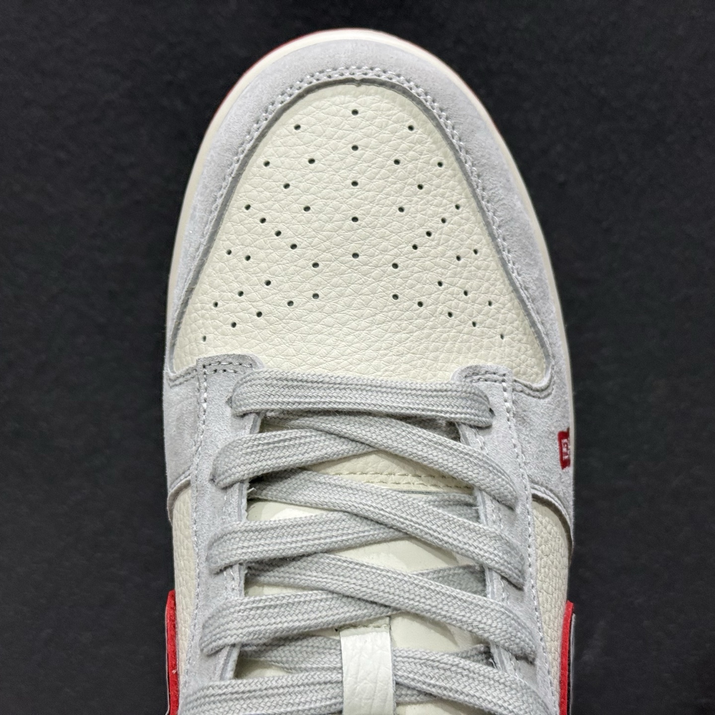 260 Nike SB Dunk Low 马年限定 LX1988-820-Chinese UA Cheap High Quatity Brand Clothes Bags handbags Sneakers wholesale wholesaler seller from China Factory suppliers Fashion Clothing Shoes best Quality Beautiful Price 260 Nike SB Dunk Low 马年限定 LX1988-820