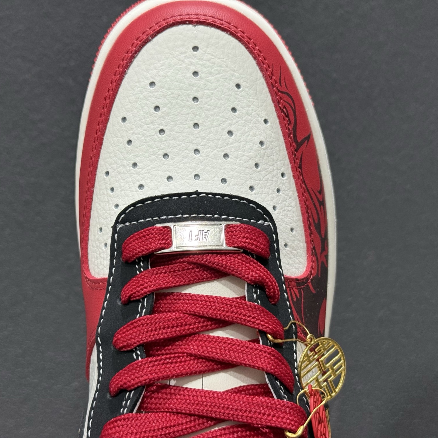 260 Nike Air Force1 07 low 马年限定 KG6699-F20-Chinese UA Cheap High Quatity Brand Clothes Bags handbags Sneakers wholesale wholesaler seller from China Factory suppliers Fashion Clothing Shoes best Quality Beautiful Price 260 Nike Air Force1 07 low 马年限定 KG6699-F20