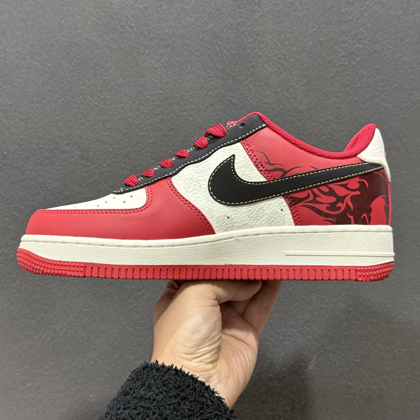 260 Nike Air Force1 07 low 马年限定 KG6699-F20-Chinese UA Cheap High Quatity Brand Clothes Bags handbags Sneakers wholesale wholesaler seller from China Factory suppliers Fashion Clothing Shoes best Quality Beautiful Price 260 Nike Air Force1 07 low 马年限定 KG6699-F20