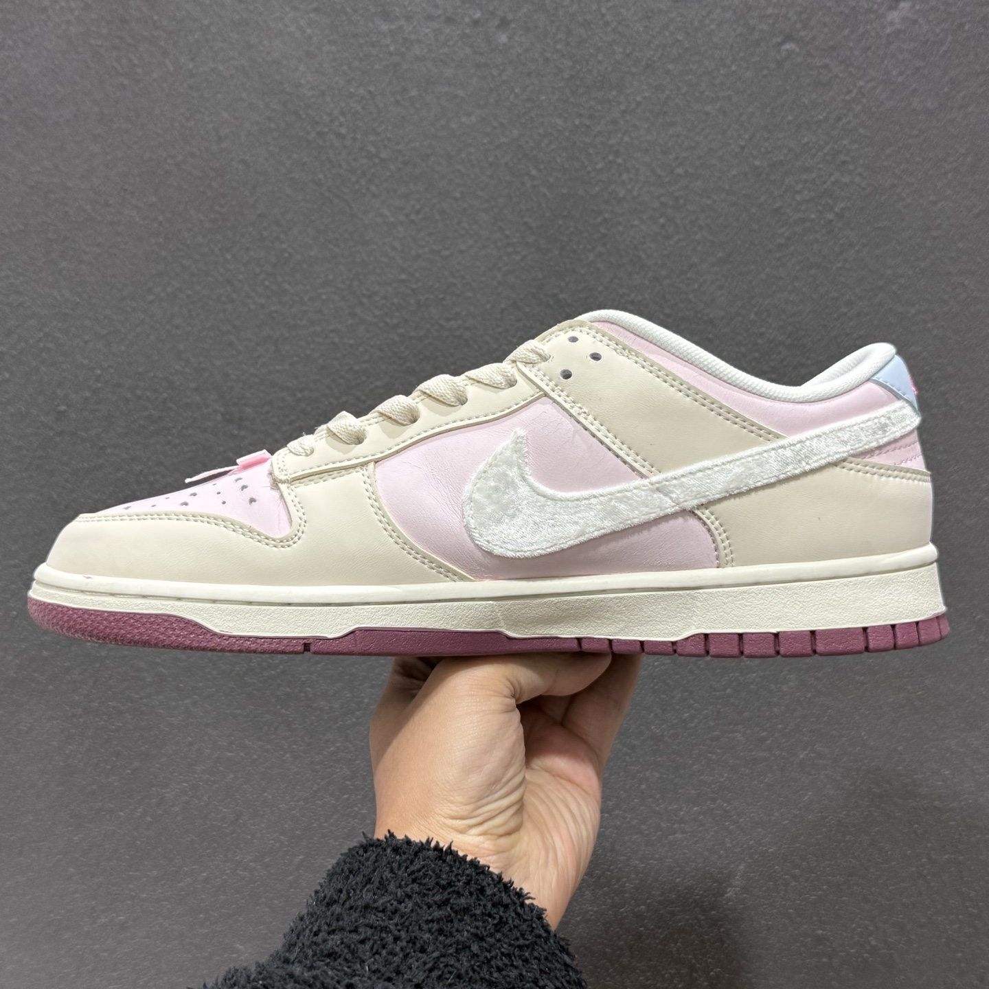 220 Nike SB Dunk Low 情人节限定 低帮休闲板鞋 IQ1145-610