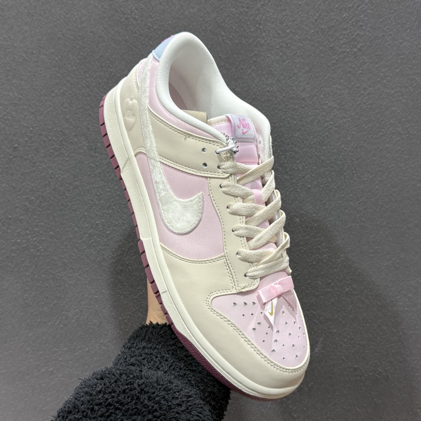 220 Nike SB Dunk Low 情人节限定 低帮休闲板鞋 IQ1145-610
