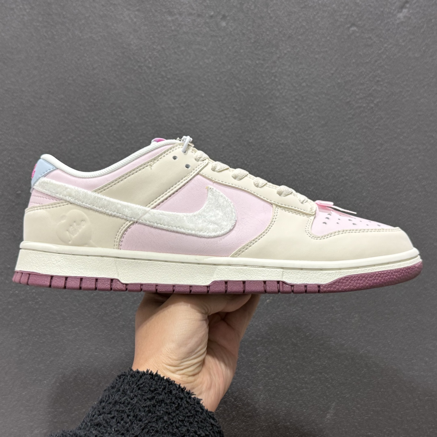 220 Nike SB Dunk Low 情人节限定 低帮休闲板鞋 IQ1145-610