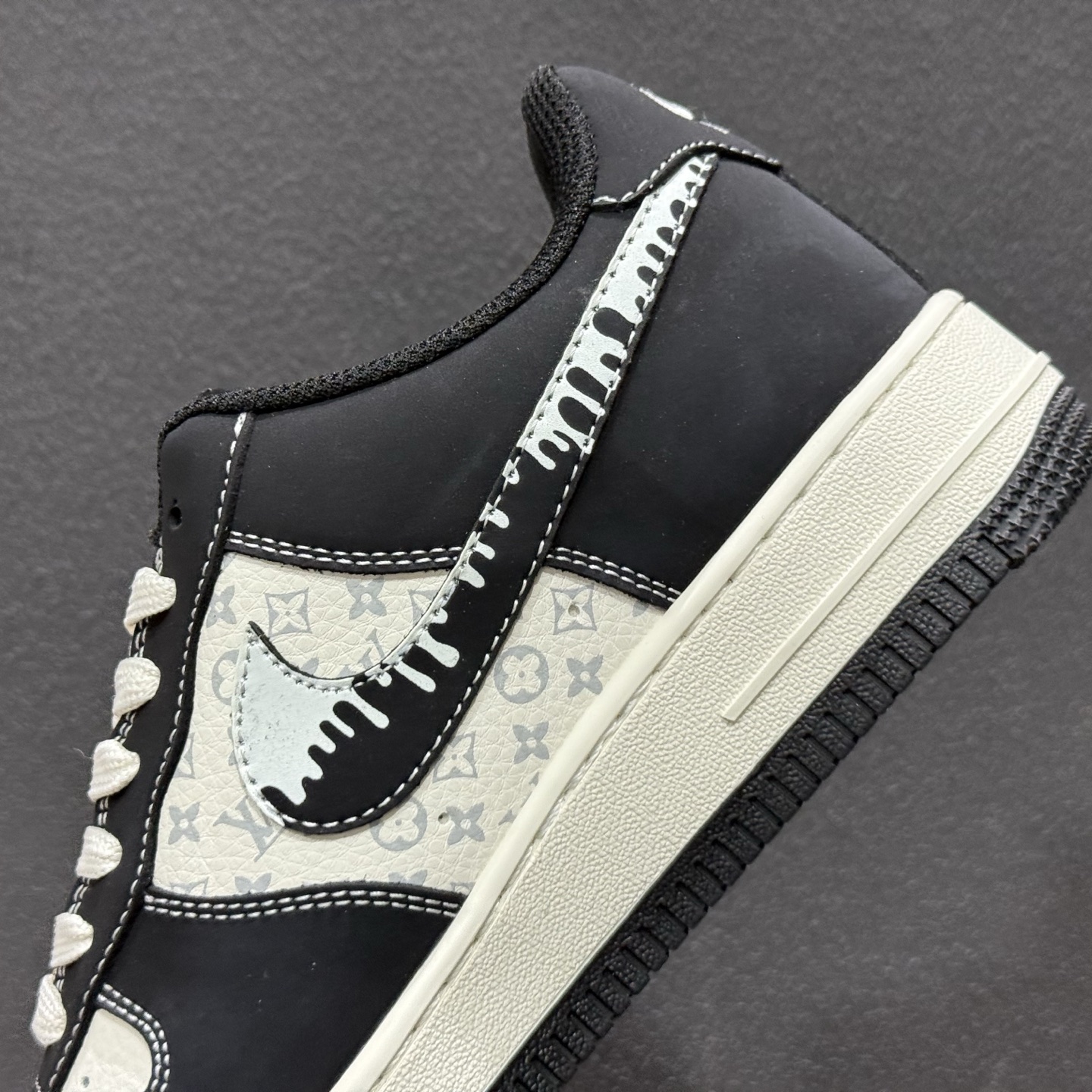 260 奢潮联名炸场!Nike AIR FORCE 1 x LV联名款帅到犯规 KG6699-F30-Chinese UA Cheap High Quatity Brand Clothes Bags handbags Sneakers wholesale wholesaler seller from China Factory suppliers Fashion Clothing Shoes best Quality Beautiful Price 260 奢潮联名炸场!Nike AIR FORCE 1 x LV联名款帅到犯规 KG6699-F30