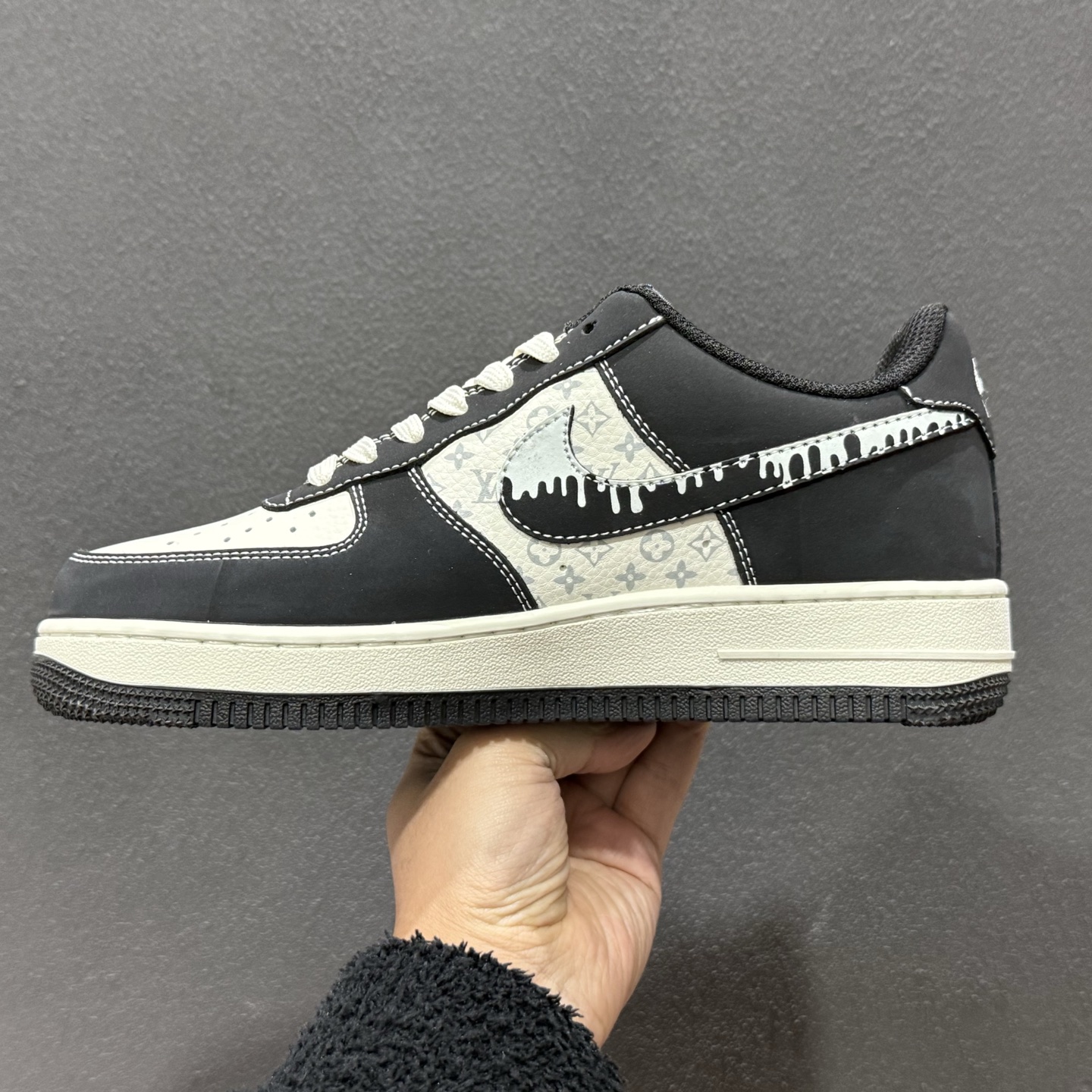 260 奢潮联名炸场!Nike AIR FORCE 1 x LV联名款帅到犯规 KG6699-F30-Chinese UA Cheap High Quatity Brand Clothes Bags handbags Sneakers wholesale wholesaler seller from China Factory suppliers Fashion Clothing Shoes best Quality Beautiful Price 260 奢潮联名炸场!Nike AIR FORCE 1 x LV联名款帅到犯规 KG6699-F30