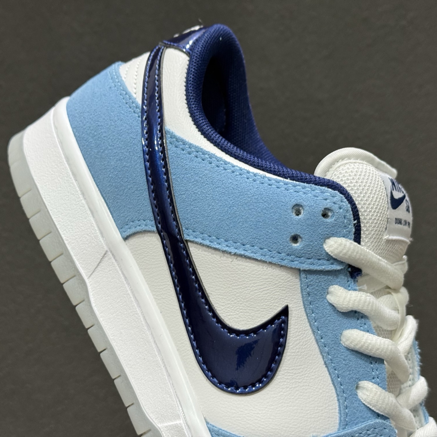 260 YC版 Nike SB Dunk Low 米白蓝 低帮休闲板鞋 BP0508-038-Chinese UA Cheap High Quatity Brand Clothes Bags handbags Sneakers wholesale wholesaler seller from China Factory suppliers Fashion Clothing Shoes best Quality Beautiful Price 260 YC版 Nike SB Dunk Low 米白蓝 低帮休闲板鞋 BP0508-038