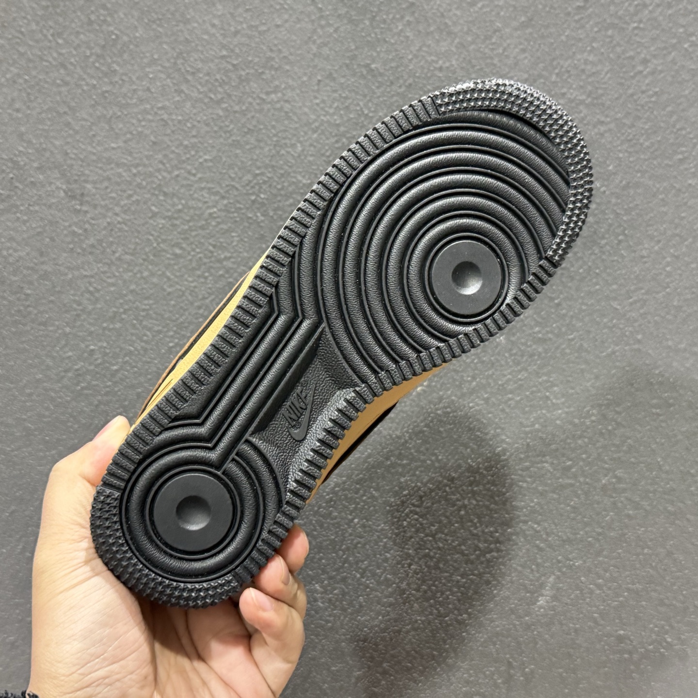 260 Nike Air Force 1'07 Low 墨棕玄砂 空军一号低帮休闲板鞋 FB8878-200
