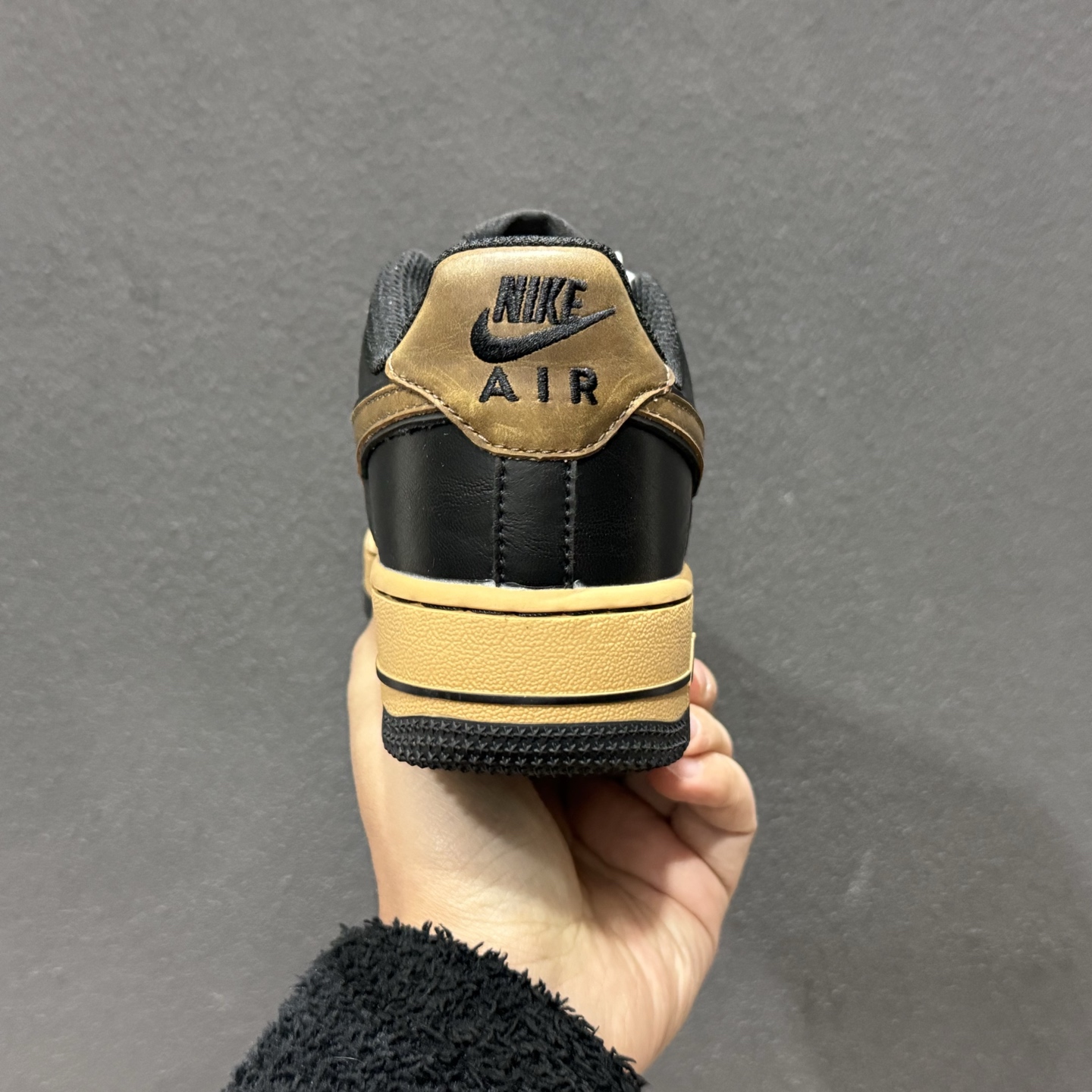 260 Nike Air Force 1'07 Low 墨棕玄砂 空军一号低帮休闲板鞋 FB8878-200