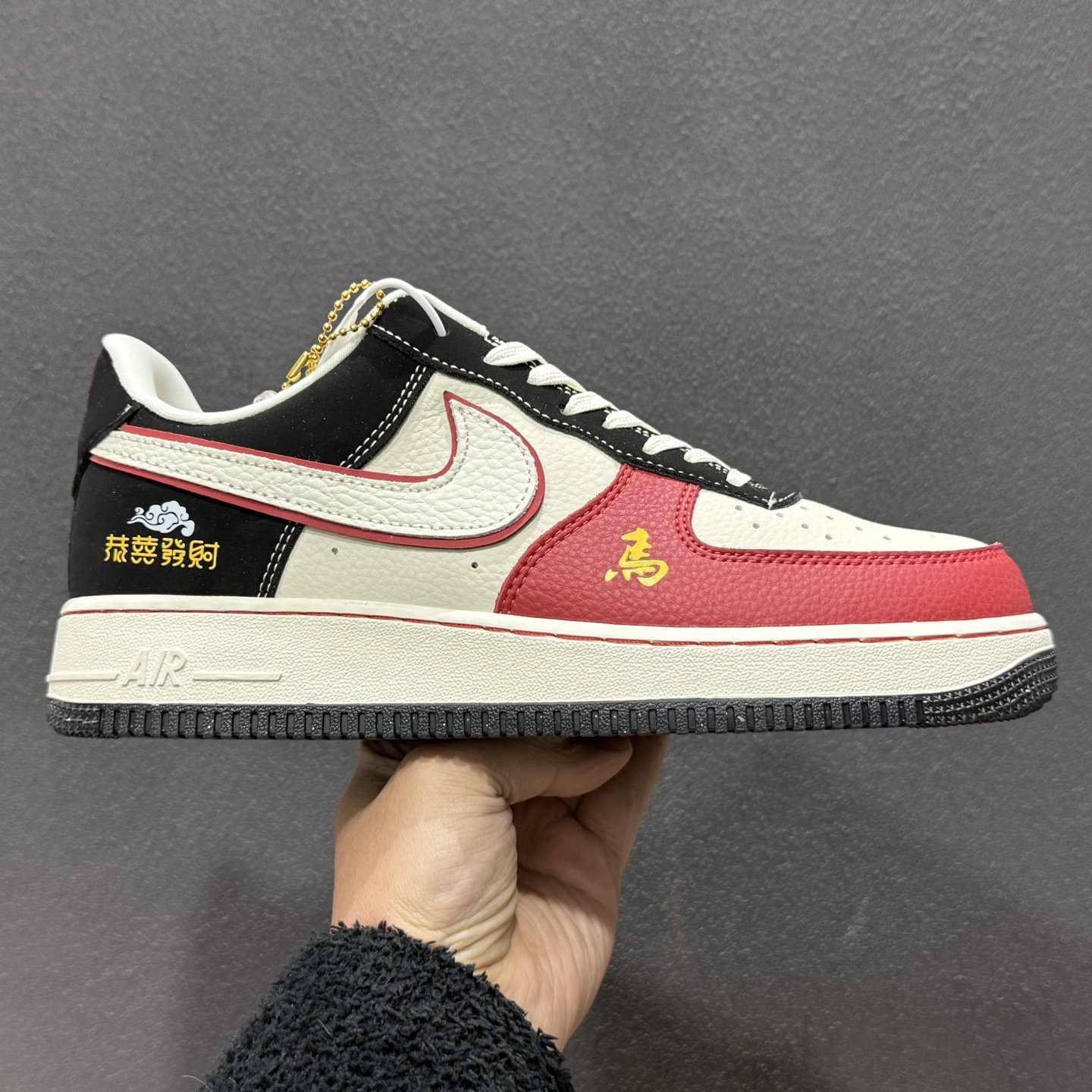 260 Nike Air Force 1'07 Low 马年限定联名 黑红中国风 空军一号低帮休闲板鞋 DF0188-133