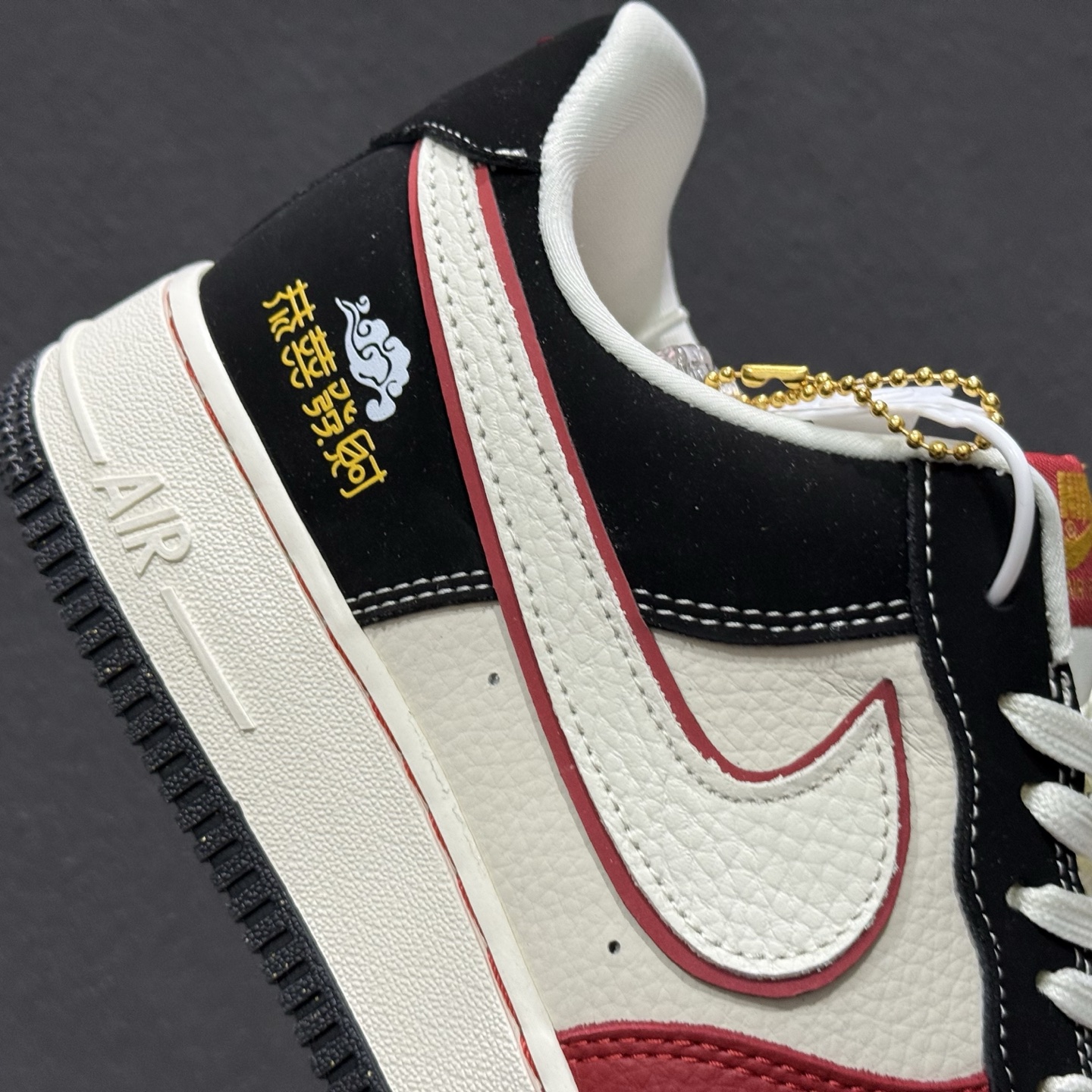 260 Nike Air Force 1'07 Low 马年限定联名 黑红中国风 空军一号低帮休闲板鞋 DF0188-133