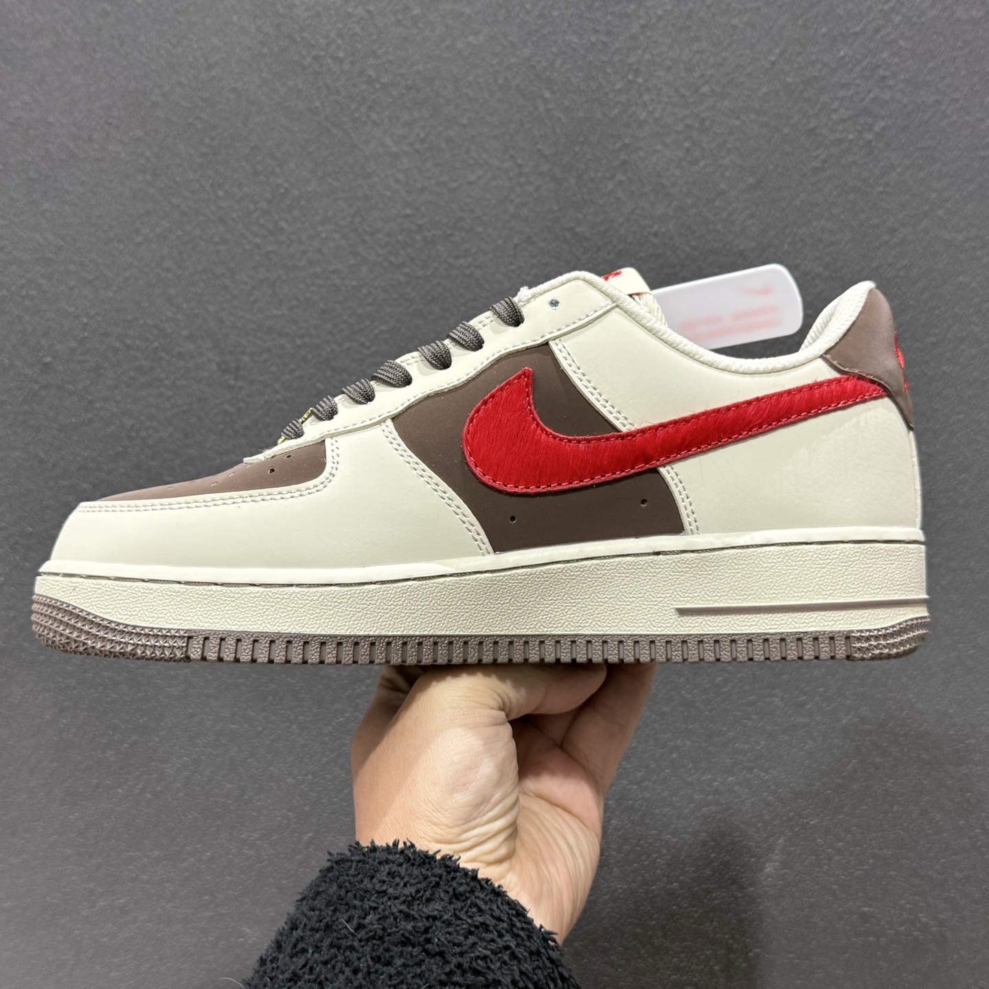 260 Nike Air Force 1'07 Low 马年限定 马上有福 空军一号低帮休闲板鞋 NH0601-517-Chinese UA Cheap High Quatity Brand Clothes Bags handbags Sneakers wholesale wholesaler seller from China Factory suppliers Fashion Clothing Shoes best Quality Beautiful Price 260 Nike Air Force 1'07 Low 马年限定 马上有福 空军一号低帮休闲板鞋 NH0601-517