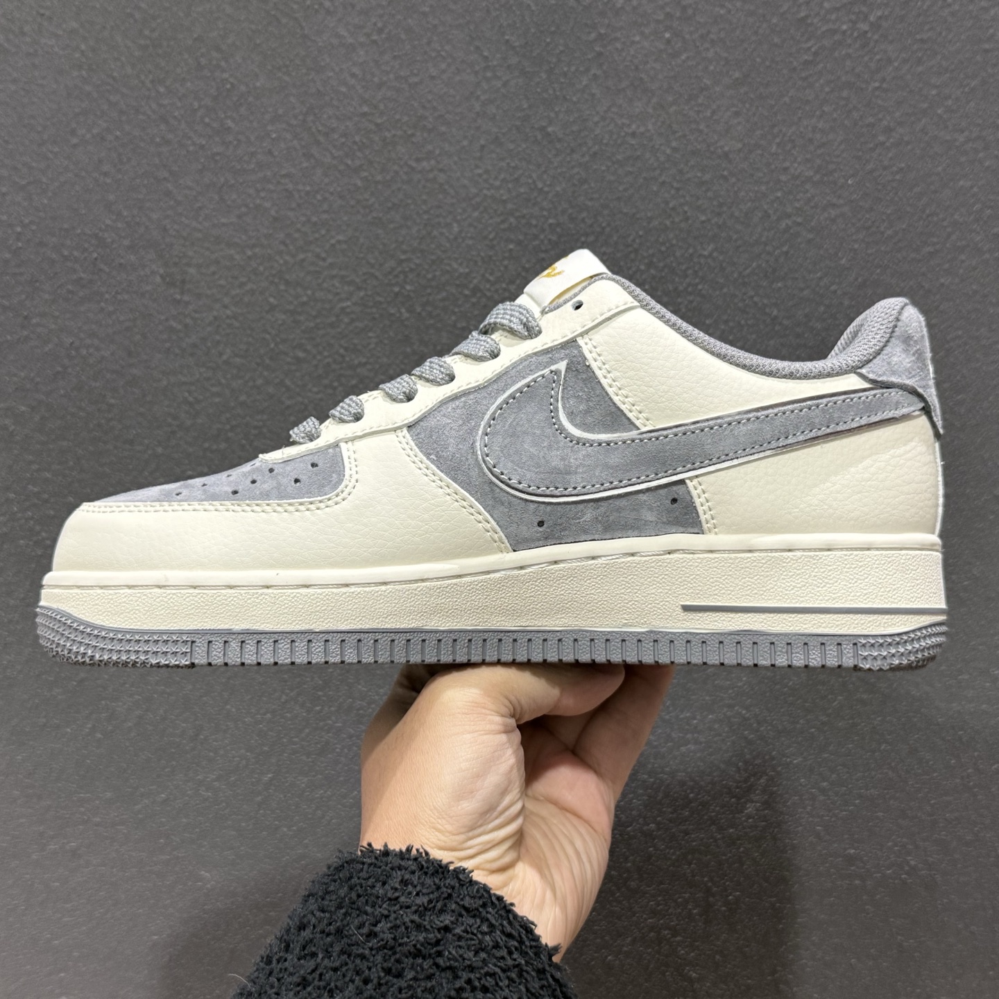 260 Nike Air Force1 07 low 马年限定 HT5088-615-Chinese UA Cheap High Quatity Brand Clothes Bags handbags Sneakers wholesale wholesaler seller from China Factory suppliers Fashion Clothing Shoes best Quality Beautiful Price 260 Nike Air Force1 07 low 马年限定 HT5088-615