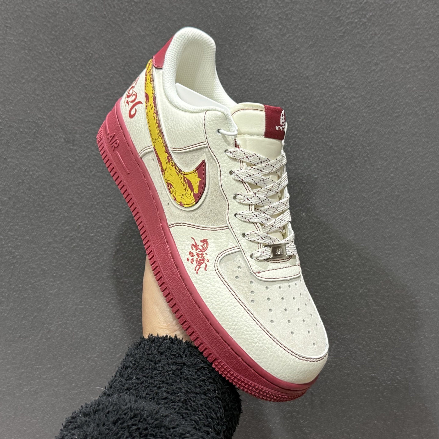 260 Nike Air Force 1 Low 2026 丙午马年限定款 CS5288-048-Chinese UA Cheap High Quatity Brand Clothes Bags handbags Sneakers wholesale wholesaler seller from China Factory suppliers Fashion Clothing Shoes best Quality Beautiful Price 260 Nike Air Force 1 Low 2026 丙午马年限定款 CS5288-048