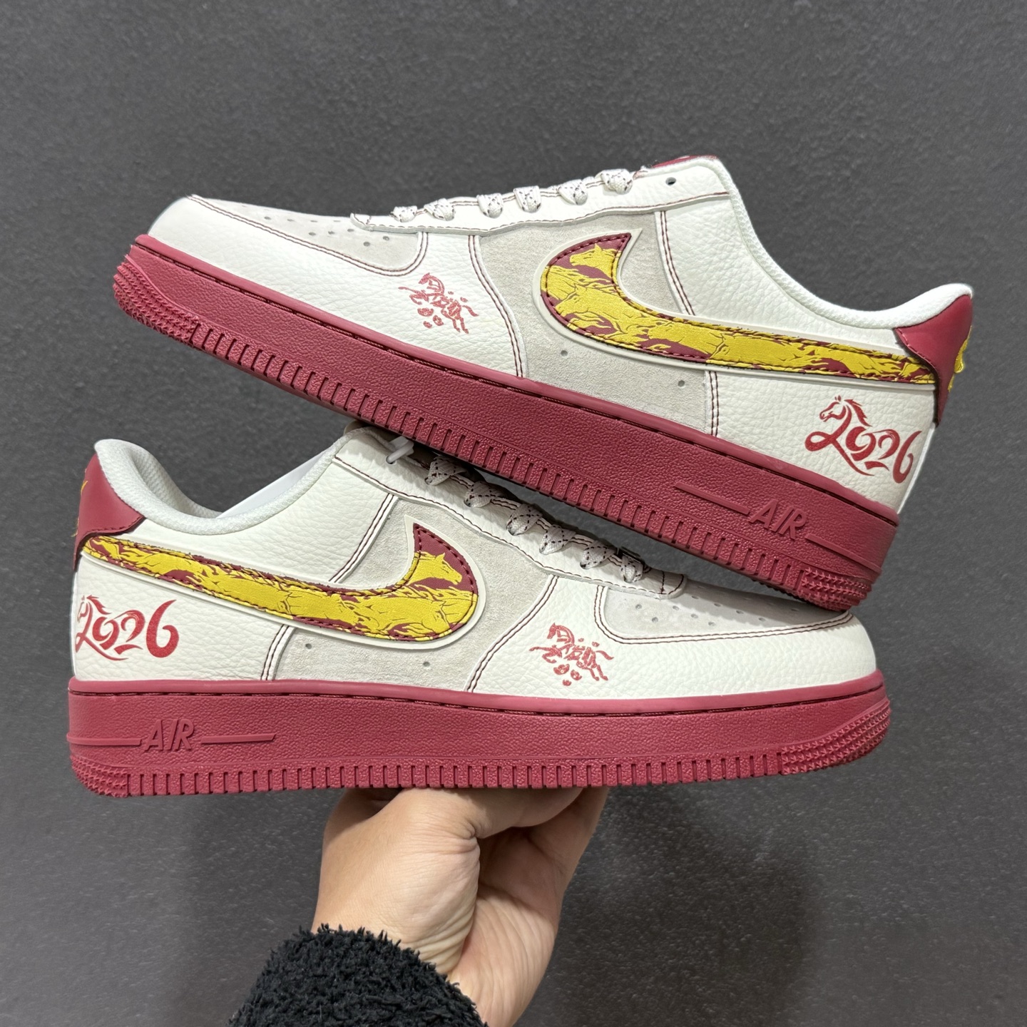 260 Nike Air Force 1 Low 2026 丙午马年限定款 CS5288-048-Chinese UA Cheap High Quatity Brand Clothes Bags handbags Sneakers wholesale wholesaler seller from China Factory suppliers Fashion Clothing Shoes best Quality Beautiful Price 260 Nike Air Force 1 Low 2026 丙午马年限定款 CS5288-048