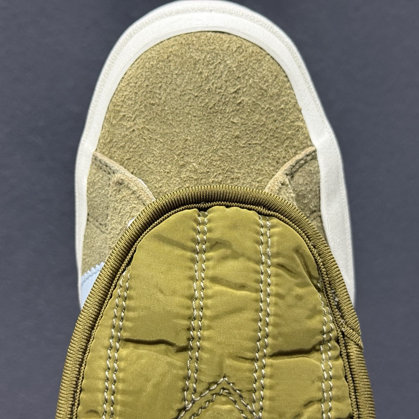 200 Bad Bunny x Adidas Campus 坏痞兔联名 阿迪达斯 低帮百搭潮流休闲运动板鞋 ID7950-132-Chinese UA Cheap High Quatity Brand Clothes Bags handbags Sneakers wholesale wholesaler seller from China Factory suppliers Fashion Clothing Shoes best Quality Beautiful Price 200 Bad Bunny x Adidas Campus 坏痞兔联名 阿迪达斯 低帮百搭潮流休闲运动板鞋 ID7950-132