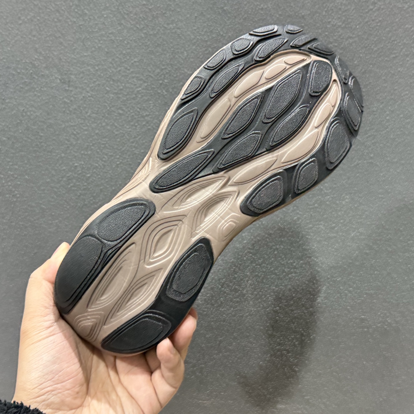 200 New Balance 1080系列 新百伦简约 织物 网布防滑耐磨透气轻便 低帮 马拉松跑步鞋 M10807RO-132