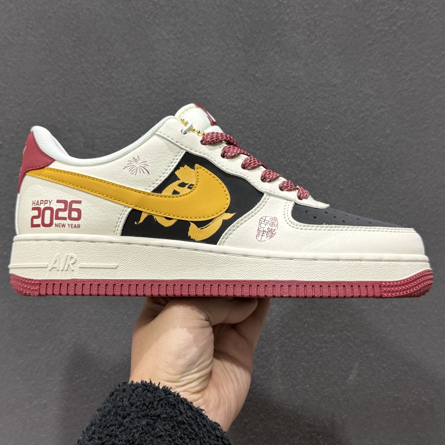 260 NK Air Force 1 空军一号 JP2026 152 同步 原装级别 原楦头原纸板 打造纯正 空军版型#专注外贸渠道 全掌内置蜂窝气垫 #原盒配件 原厂中底钢印、拉帮完美 SIZE 36 36.5 37 38 38.5 39 40 40.5 41 42 42.5 43 44 44.5 45-Chinese UA Cheap High Quatity Brand Clothes Bags handbags Sneakers wholesale wholesaler seller from China Factory suppliers Fashion Clothing Shoes best Quality Beautiful Price 260 NK Air Force 1 空军一号 JP2026 152 同步 原装级别 原楦头原纸板 打造纯正 空军版型#专注外贸渠道 全掌内置蜂窝气垫 #原盒配件 原厂中底钢印、拉帮完美 SIZE 36 36.5 37 38 38.5 39 40 40.5 41 42 42.5 43 44 44.5 45