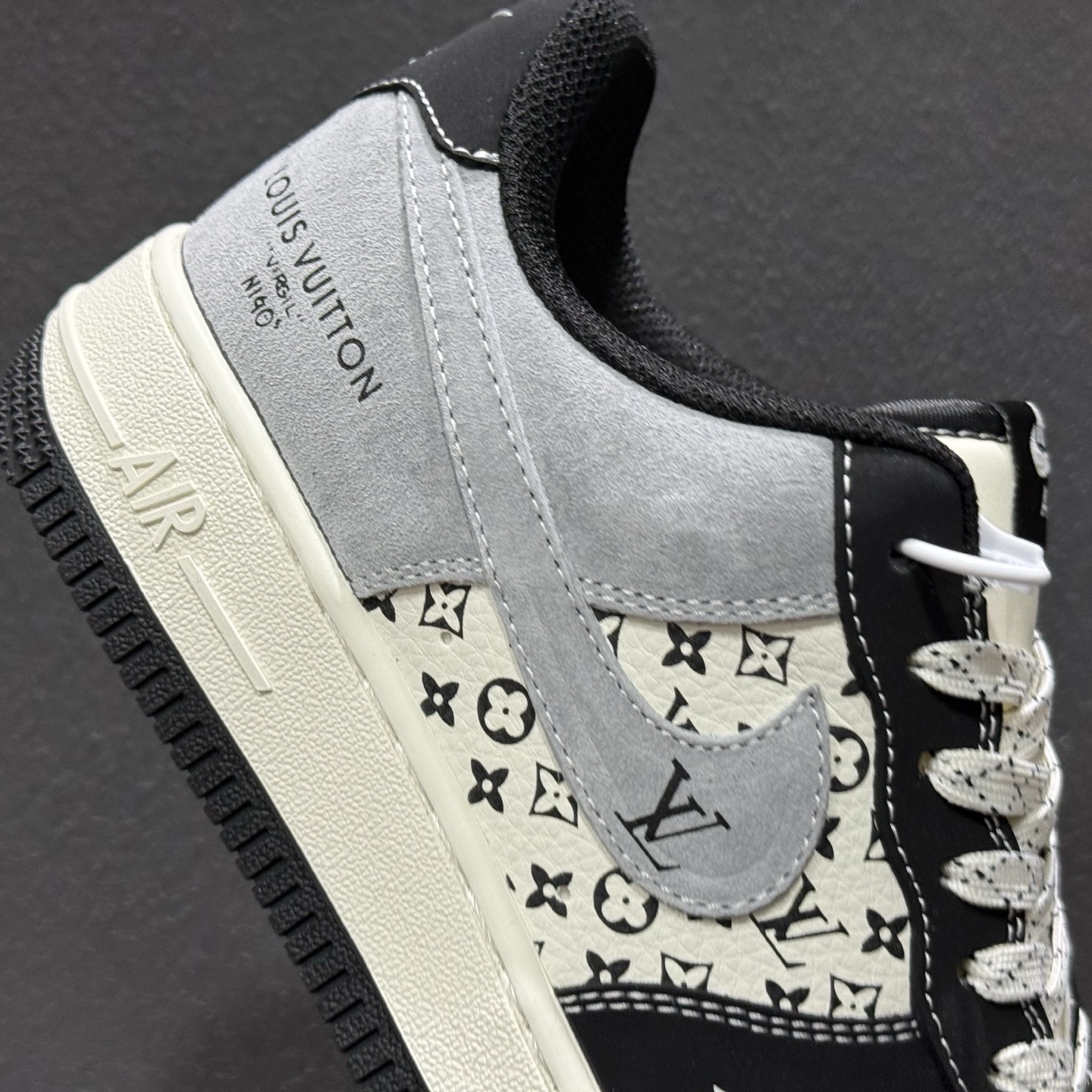 260 NK Air Force 1 空军一号 KG6699-F31
