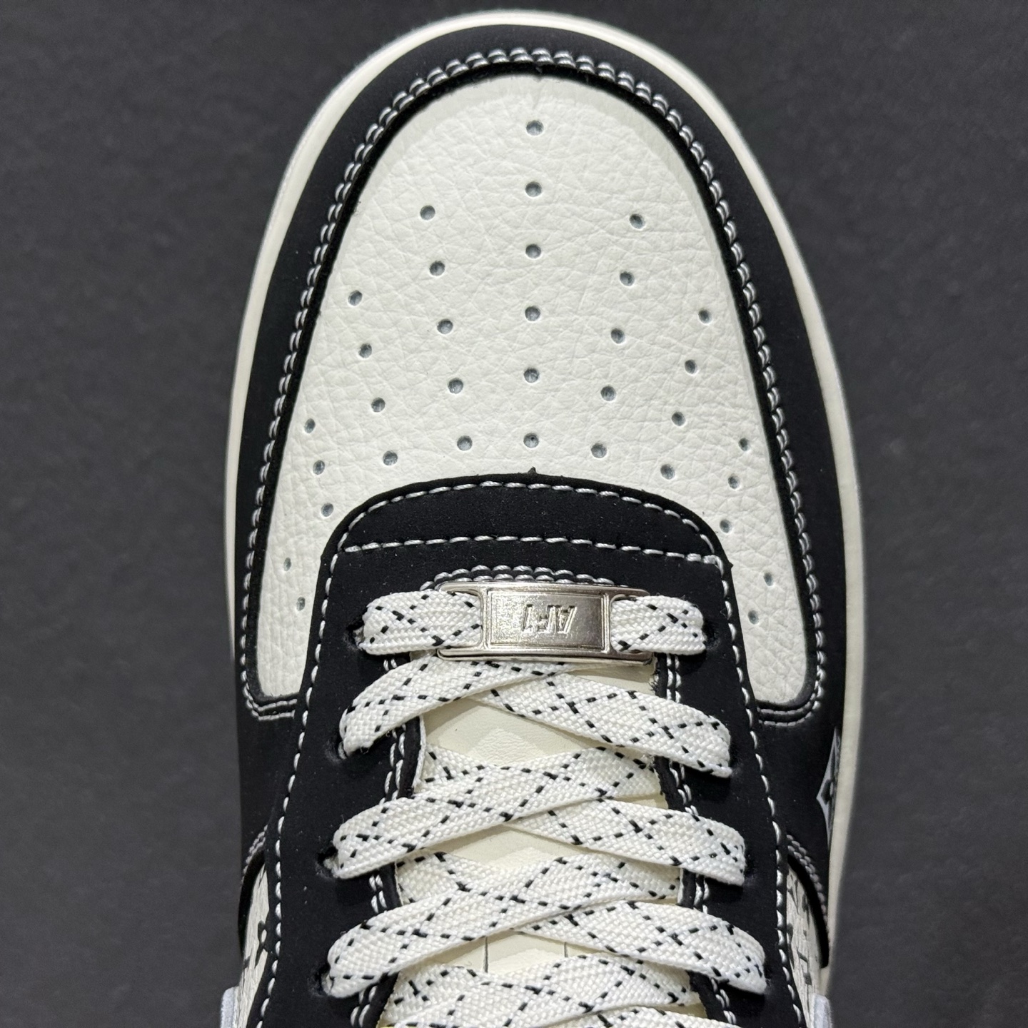 260 NK Air Force 1 空军一号 KG6699-F31