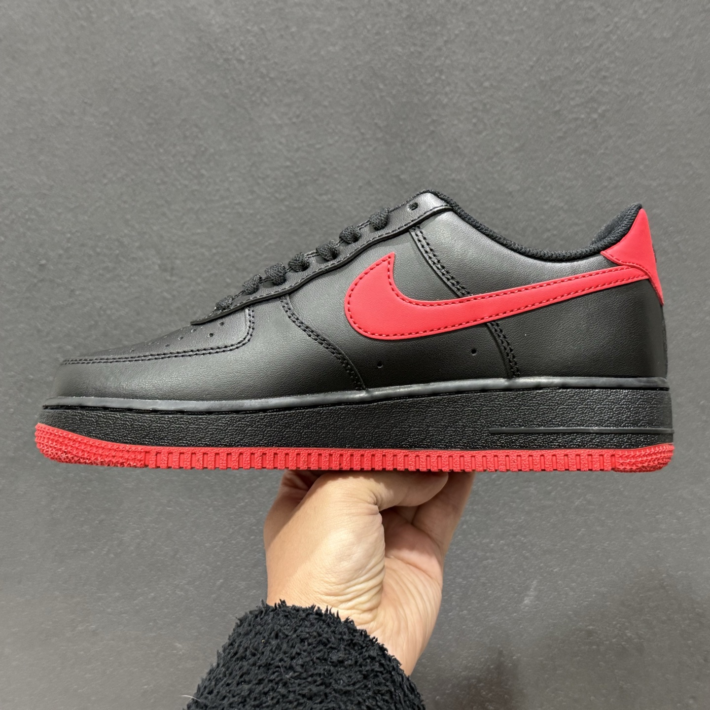 170 Nike Air Force 1'07 黑红 FJ4146-002