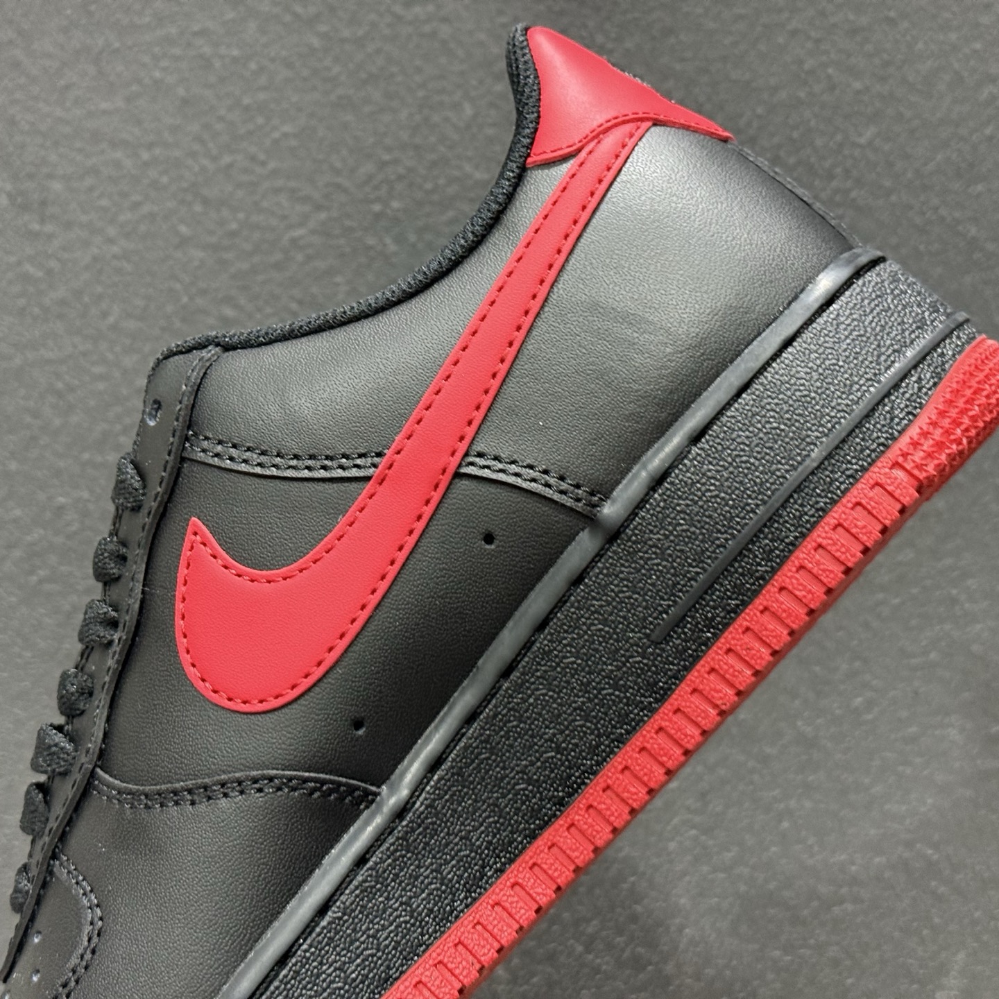 170 Nike Air Force 1'07 黑红 FJ4146-002