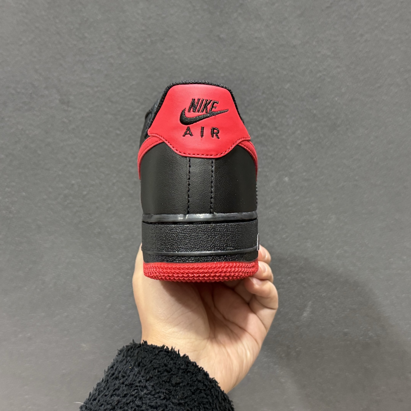 170 Nike Air Force 1'07 黑红 FJ4146-002