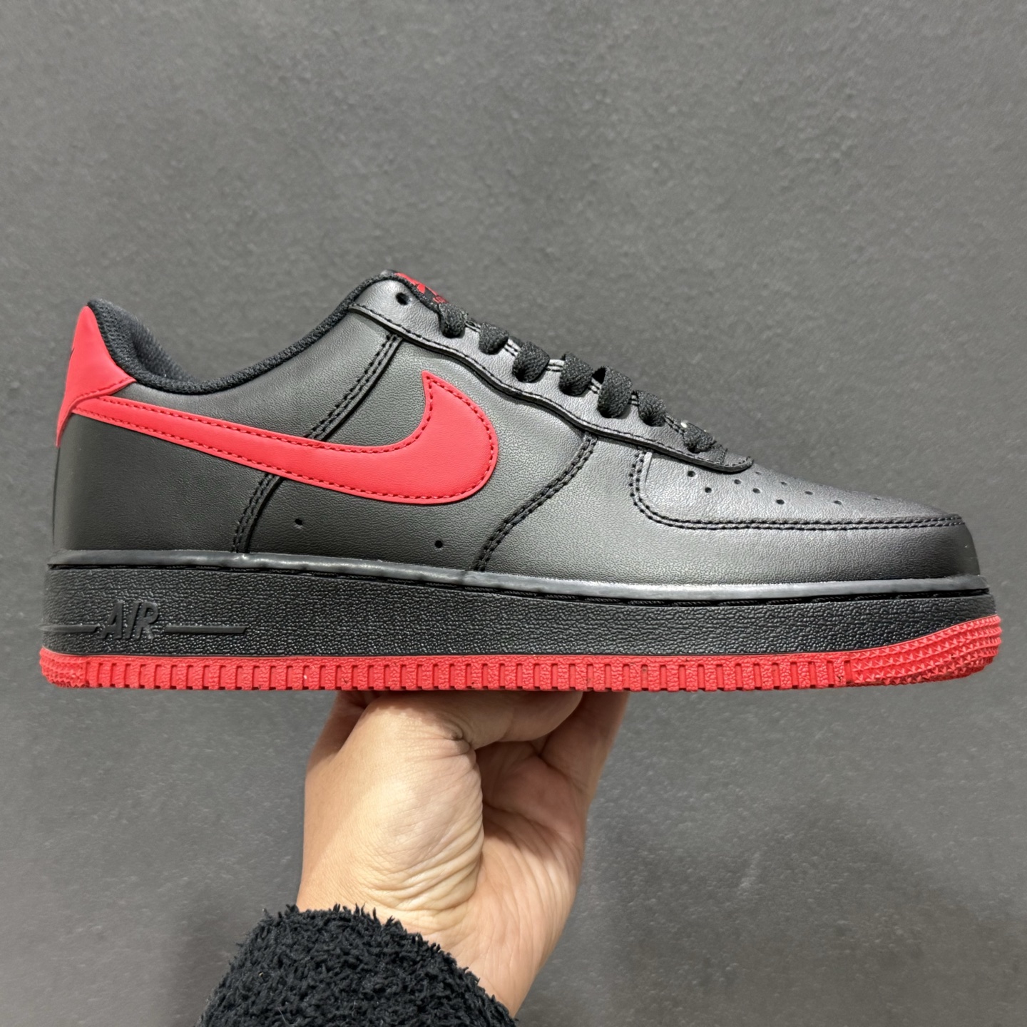 170 Nike Air Force 1'07 黑红 FJ4146-002