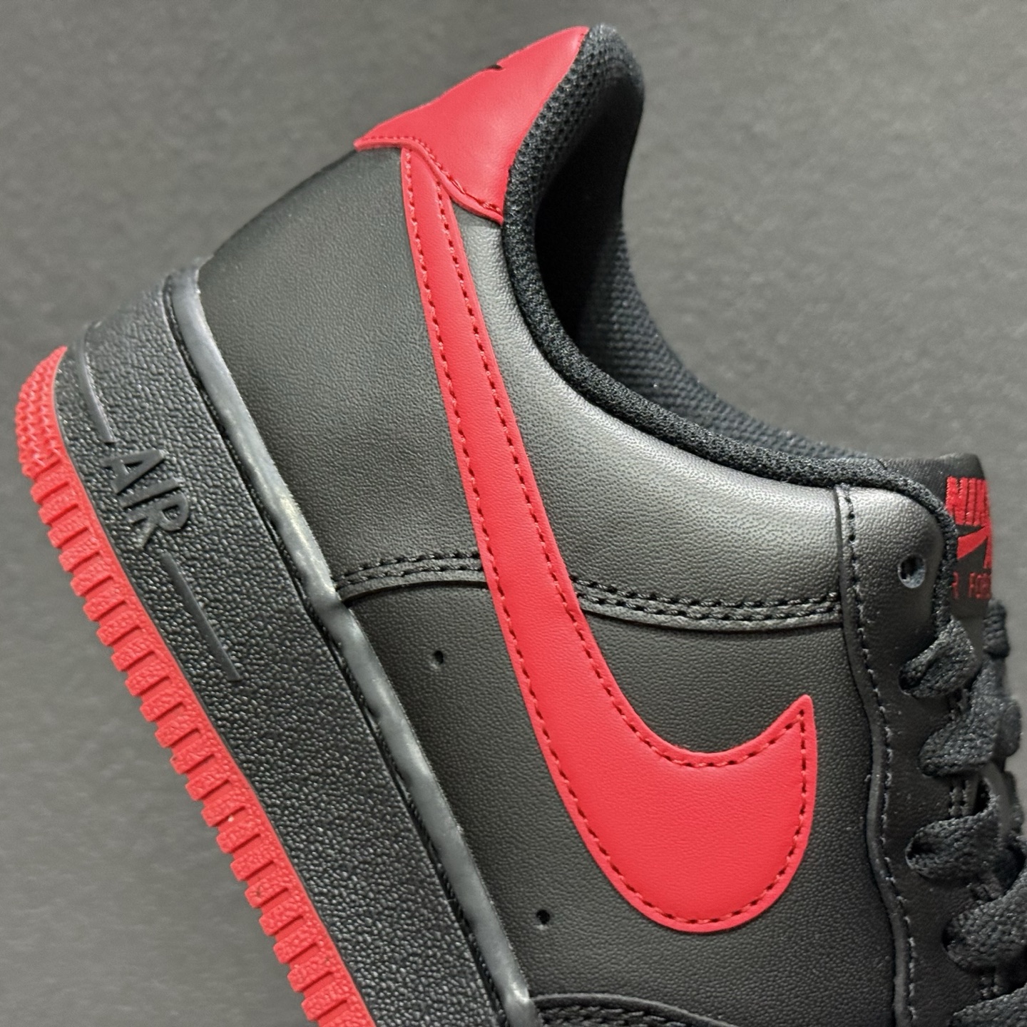 170 Nike Air Force 1'07 黑红 FJ4146-002