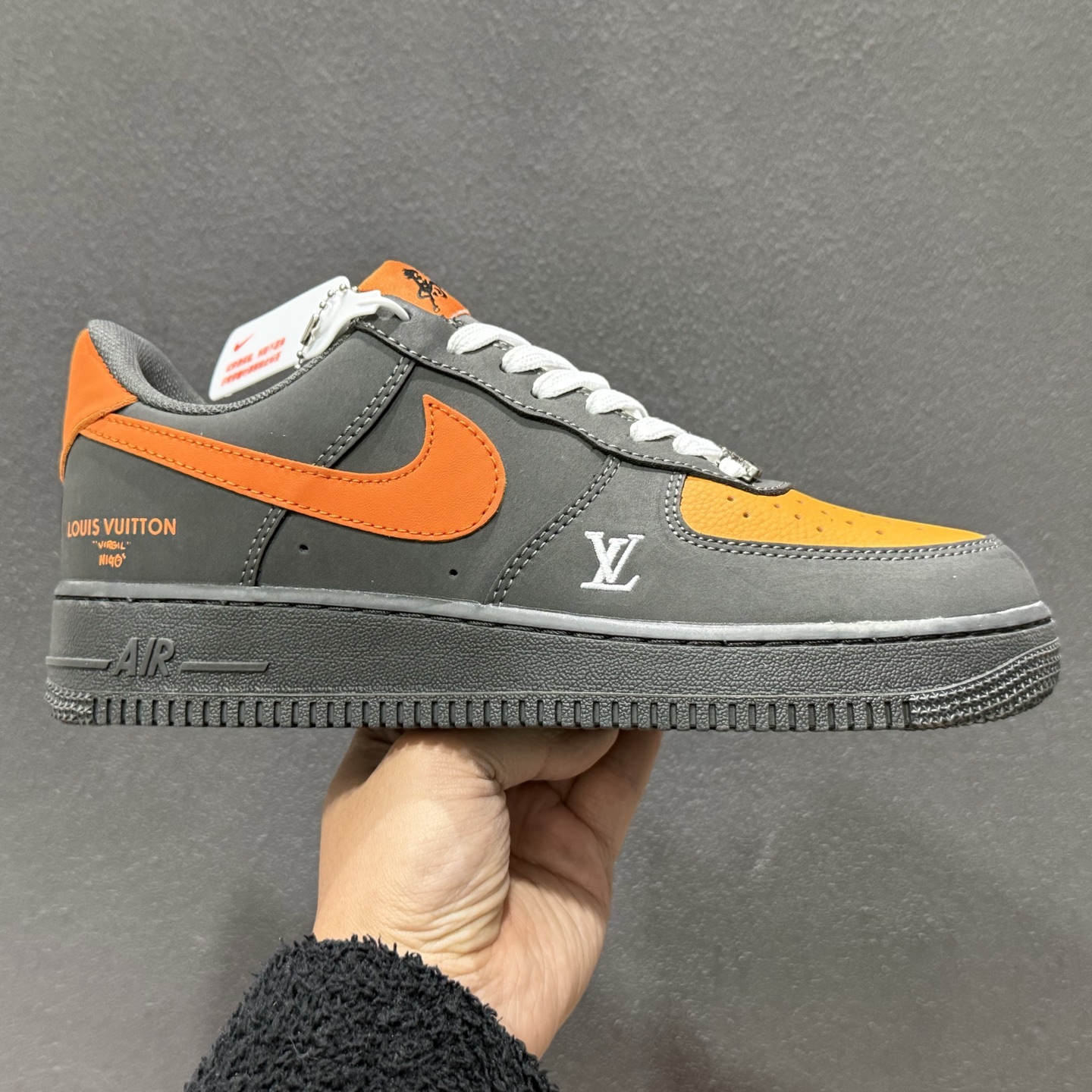 260 独家实拍Nike Air Force 1‘07 Low 马年限定 炭灰暮橙 空军一号低帮休闲板鞋 XY9025-004-Chinese UA Cheap High Quatity Brand Clothes Bags handbags Sneakers wholesale wholesaler seller from China Factory suppliers Fashion Clothing Shoes best Quality Beautiful Price 260 独家实拍Nike Air Force 1‘07 Low 马年限定 炭灰暮橙 空军一号低帮休闲板鞋 XY9025-004