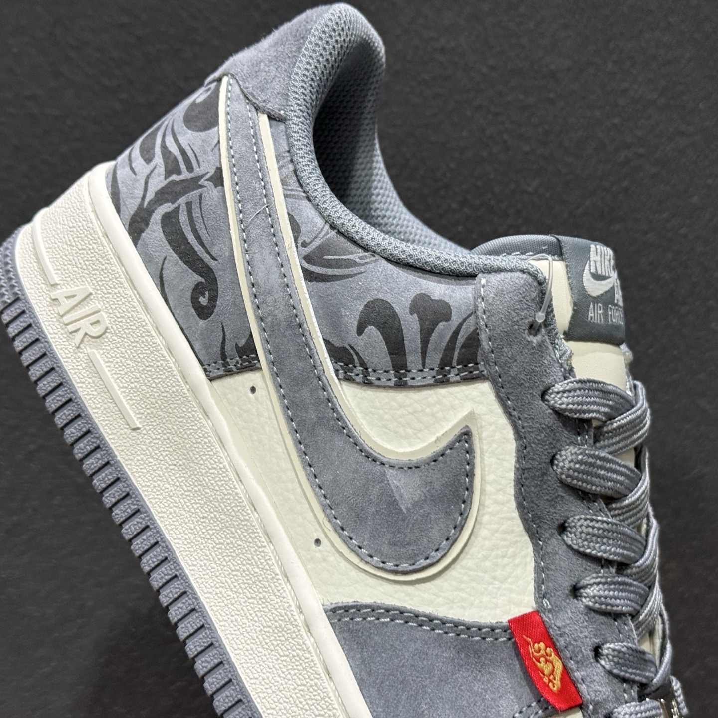 260 Nike Air Force 1 Low 2026 丙午马年限定款 XD6188-056-Chinese UA Cheap High Quatity Brand Clothes Bags handbags Sneakers wholesale wholesaler seller from China Factory suppliers Fashion Clothing Shoes best Quality Beautiful Price 260 Nike Air Force 1 Low 2026 丙午马年限定款 XD6188-056