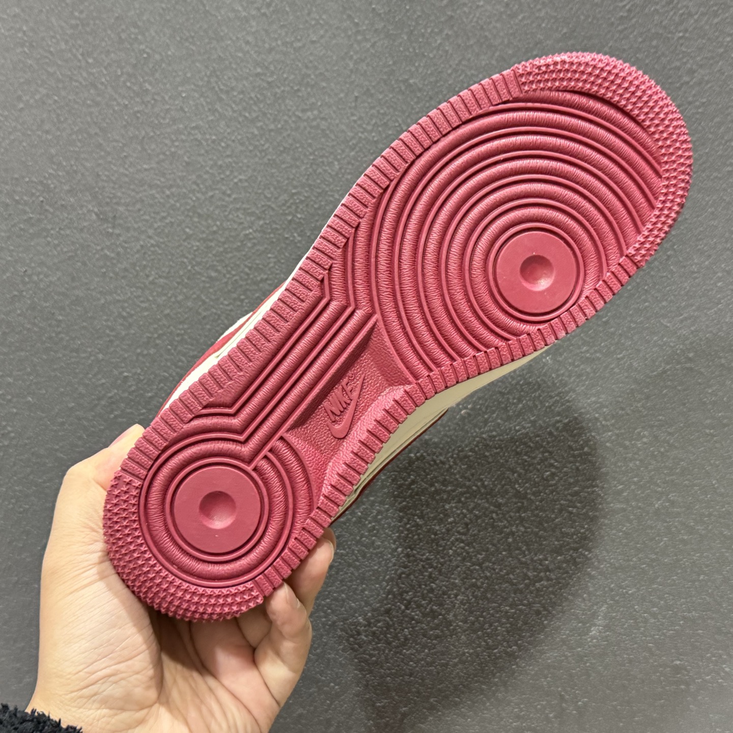 260 Nike Air Force 1 Low 2026 丙午马年限定款 KG6699-F17-Chinese UA Cheap High Quatity Brand Clothes Bags handbags Sneakers wholesale wholesaler seller from China Factory suppliers Fashion Clothing Shoes best Quality Beautiful Price 260 Nike Air Force 1 Low 2026 丙午马年限定款 KG6699-F17