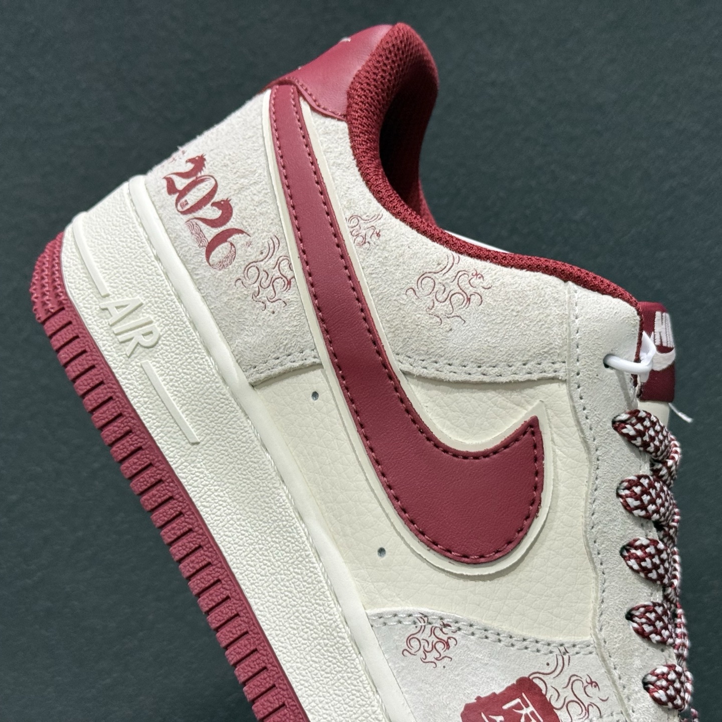 260 Nike Air Force 1 Low 2026 丙午马年限定款 KG6699-F17-Chinese UA Cheap High Quatity Brand Clothes Bags handbags Sneakers wholesale wholesaler seller from China Factory suppliers Fashion Clothing Shoes best Quality Beautiful Price 260 Nike Air Force 1 Low 2026 丙午马年限定款 KG6699-F17