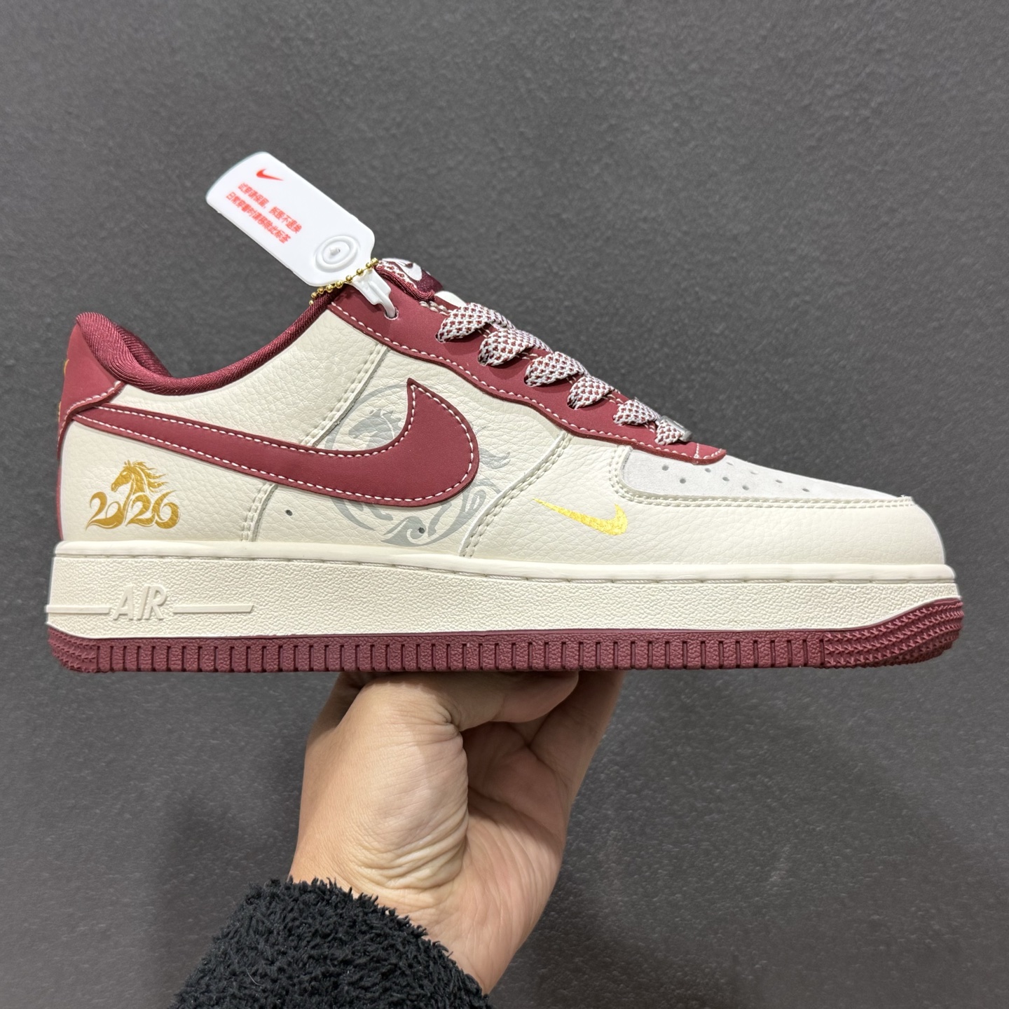 260 Nike Air Force 1 Low 2026 丙午马年限定款 XT6998-105-Chinese UA Cheap High Quatity Brand Clothes Bags handbags Sneakers wholesale wholesaler seller from China Factory suppliers Fashion Clothing Shoes best Quality Beautiful Price 260 Nike Air Force 1 Low 2026 丙午马年限定款 XT6998-105