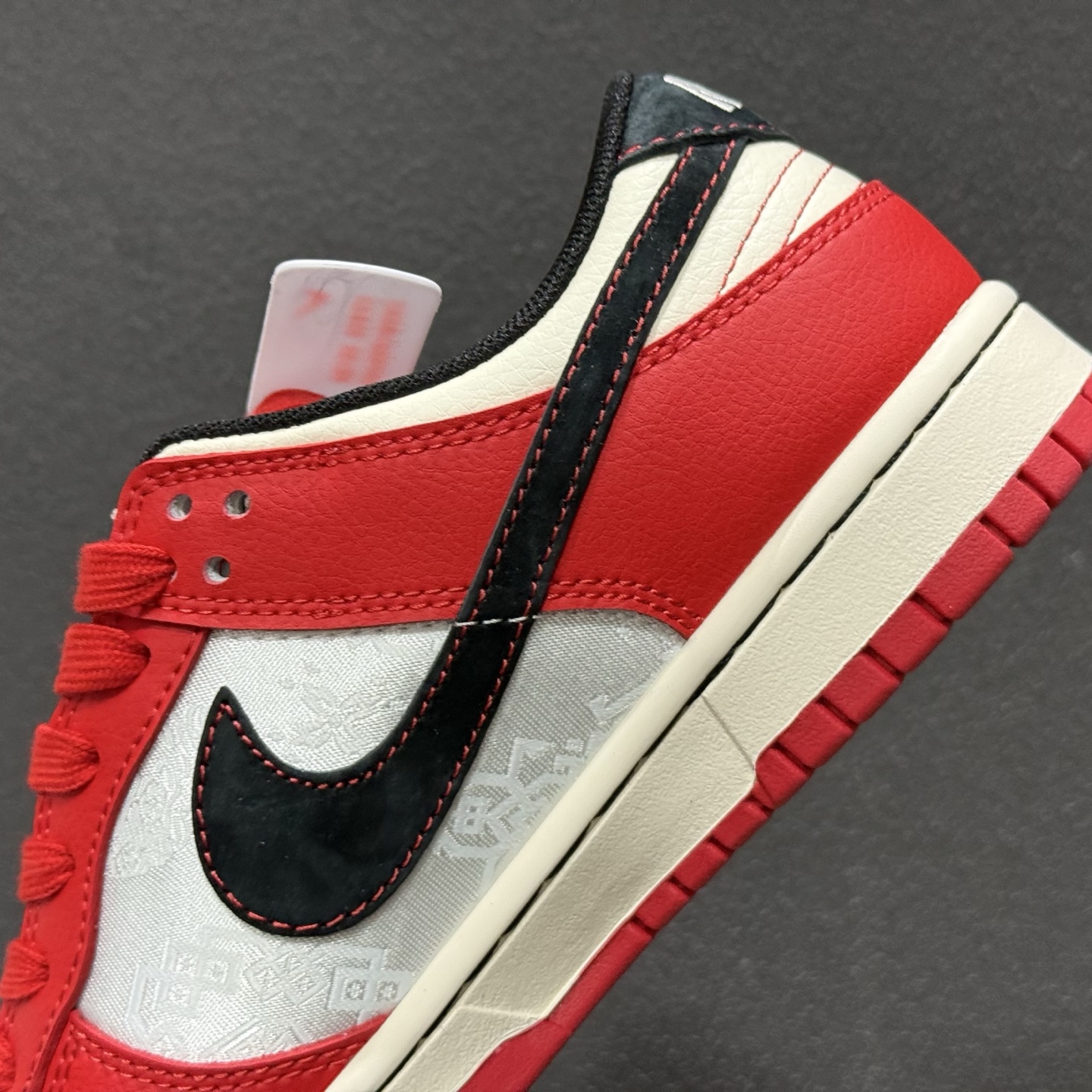 270 Nike Dunk Low 2026 丙午马年限定款 2026 丙午马年 YX5066-399-Chinese UA Cheap High Quatity Brand Clothes Bags handbags Sneakers wholesale wholesaler seller from China Factory suppliers Fashion Clothing Shoes best Quality Beautiful Price 270 Nike Dunk Low 2026 丙午马年限定款 2026 丙午马年 YX5066-399