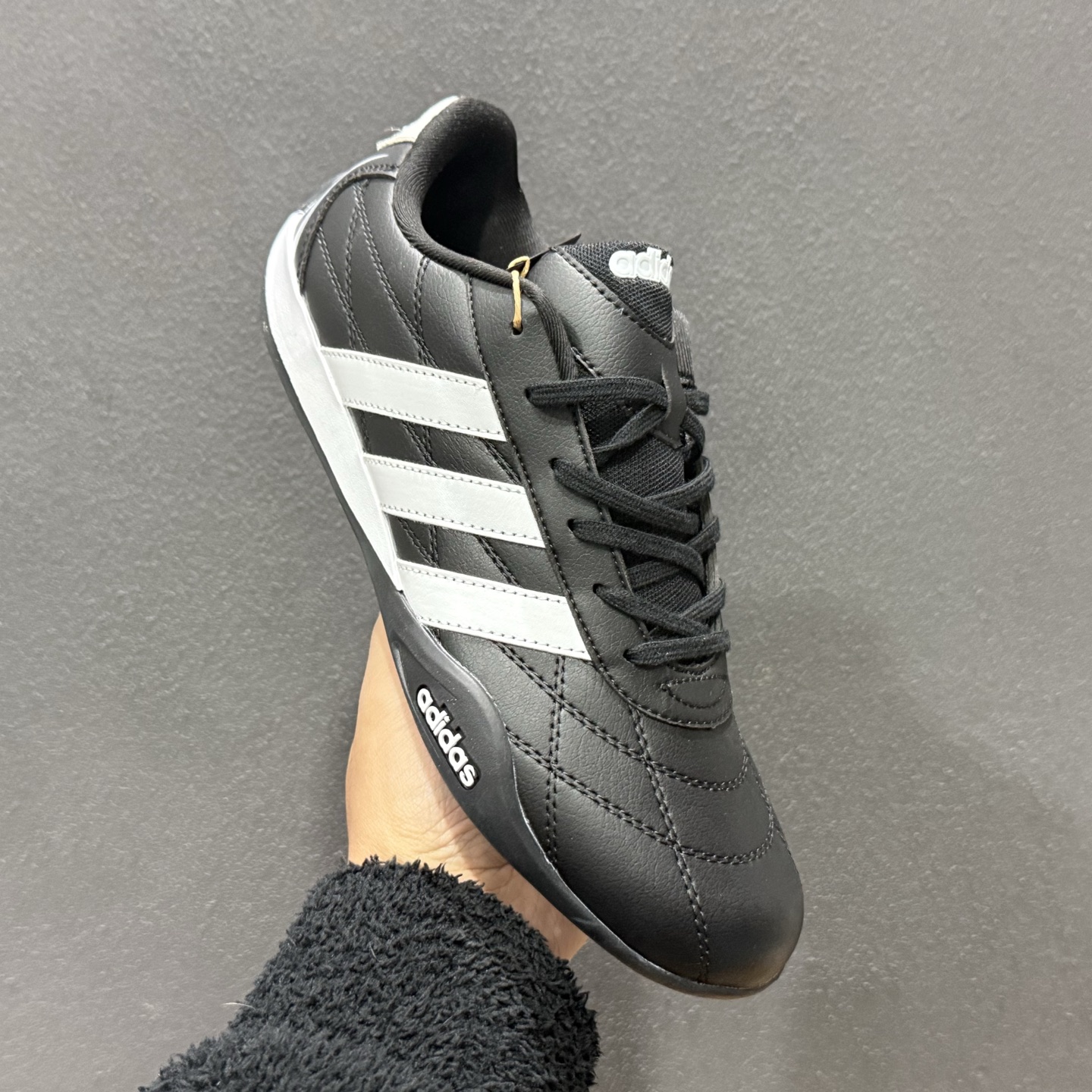 180 阿迪达斯Adidas Adiracer 2026 三叶草复古防滑耐磨低帮运动鞋 亮眼三色条纹元素缀以舒适鞋面 KI1466-132