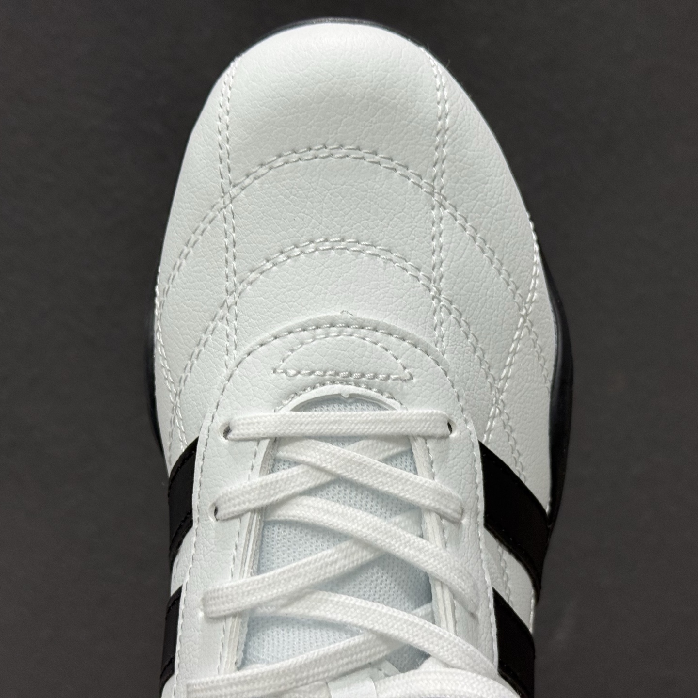 180 阿迪达斯Adidas Adiracer 2026 三叶草复古防滑耐磨低帮运动鞋 HQ9160-132-Chinese UA Cheap High Quatity Brand Clothes Bags handbags Sneakers wholesale wholesaler seller from China Factory suppliers Fashion Clothing Shoes best Quality Beautiful Price 180 阿迪达斯Adidas Adiracer 2026 三叶草复古防滑耐磨低帮运动鞋 HQ9160-132