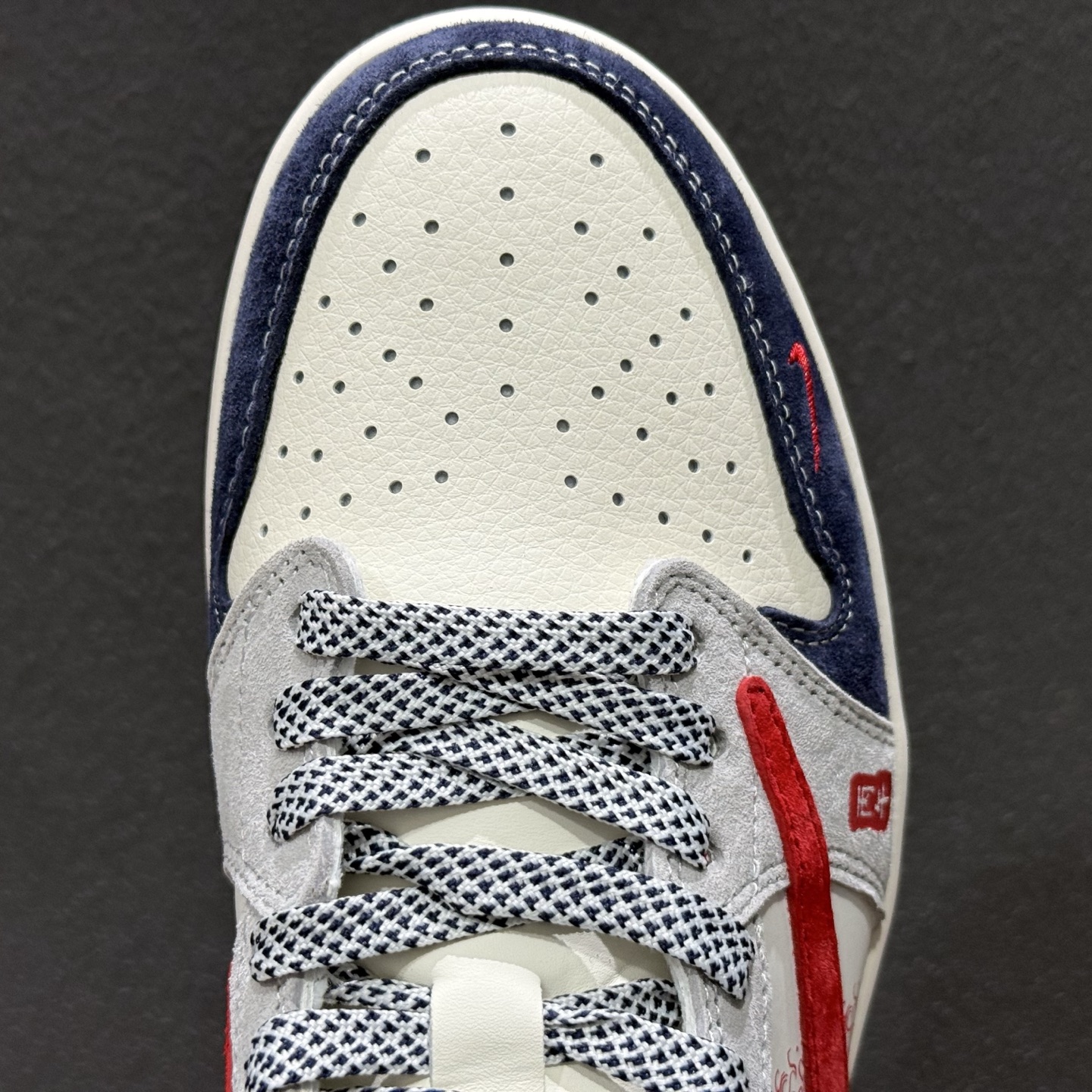 260 Nike Dunk Low 2026 丙午马年限定款 2026 丙午马年 YX5066-415-Chinese UA Cheap High Quatity Brand Clothes Bags handbags Sneakers wholesale wholesaler seller from China Factory suppliers Fashion Clothing Shoes best Quality Beautiful Price 260 Nike Dunk Low 2026 丙午马年限定款 2026 丙午马年 YX5066-415