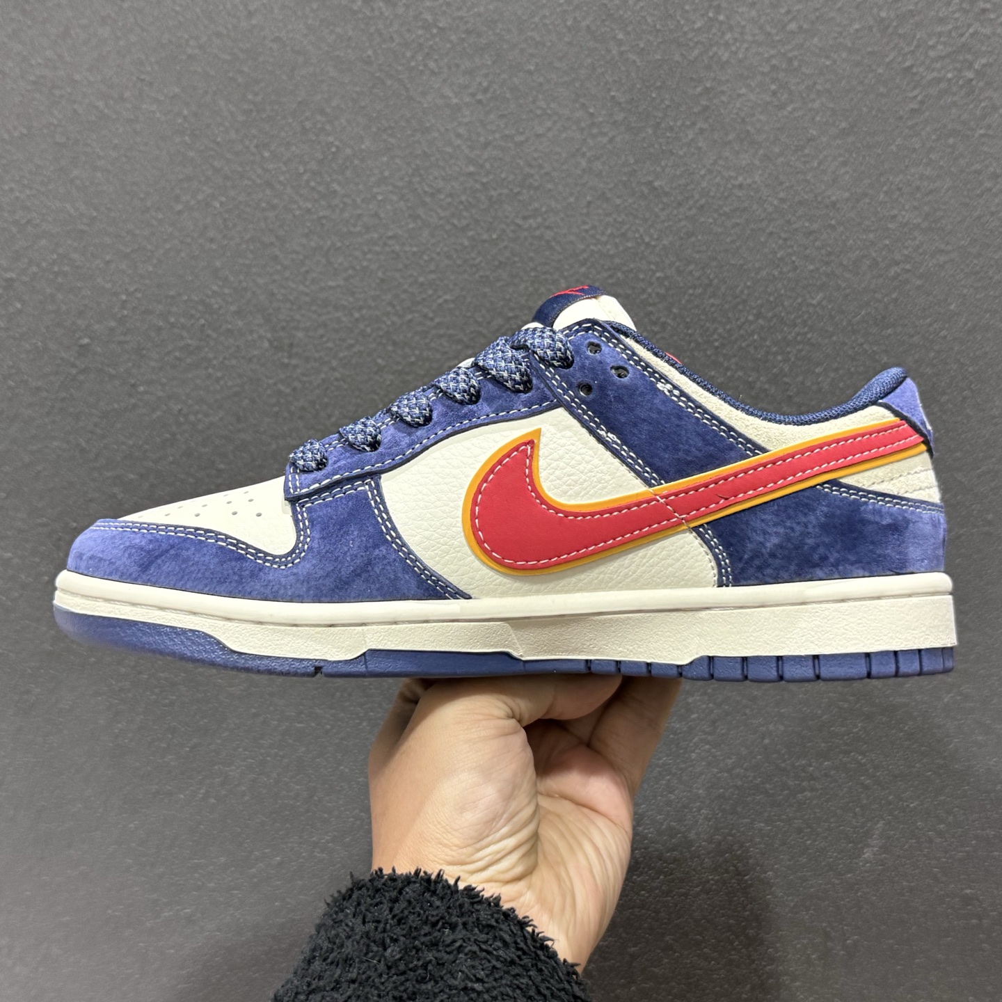 280 街头潮流!Air Jordan 1 Low (Supreme联名)乔丹爆款高端定制 LQ1988-818-Chinese UA Cheap High Quatity Brand Clothes Bags handbags Sneakers wholesale wholesaler seller from China Factory suppliers Fashion Clothing Shoes best Quality Beautiful Price 280 街头潮流!Air Jordan 1 Low (Supreme联名)乔丹爆款高端定制 LQ1988-818