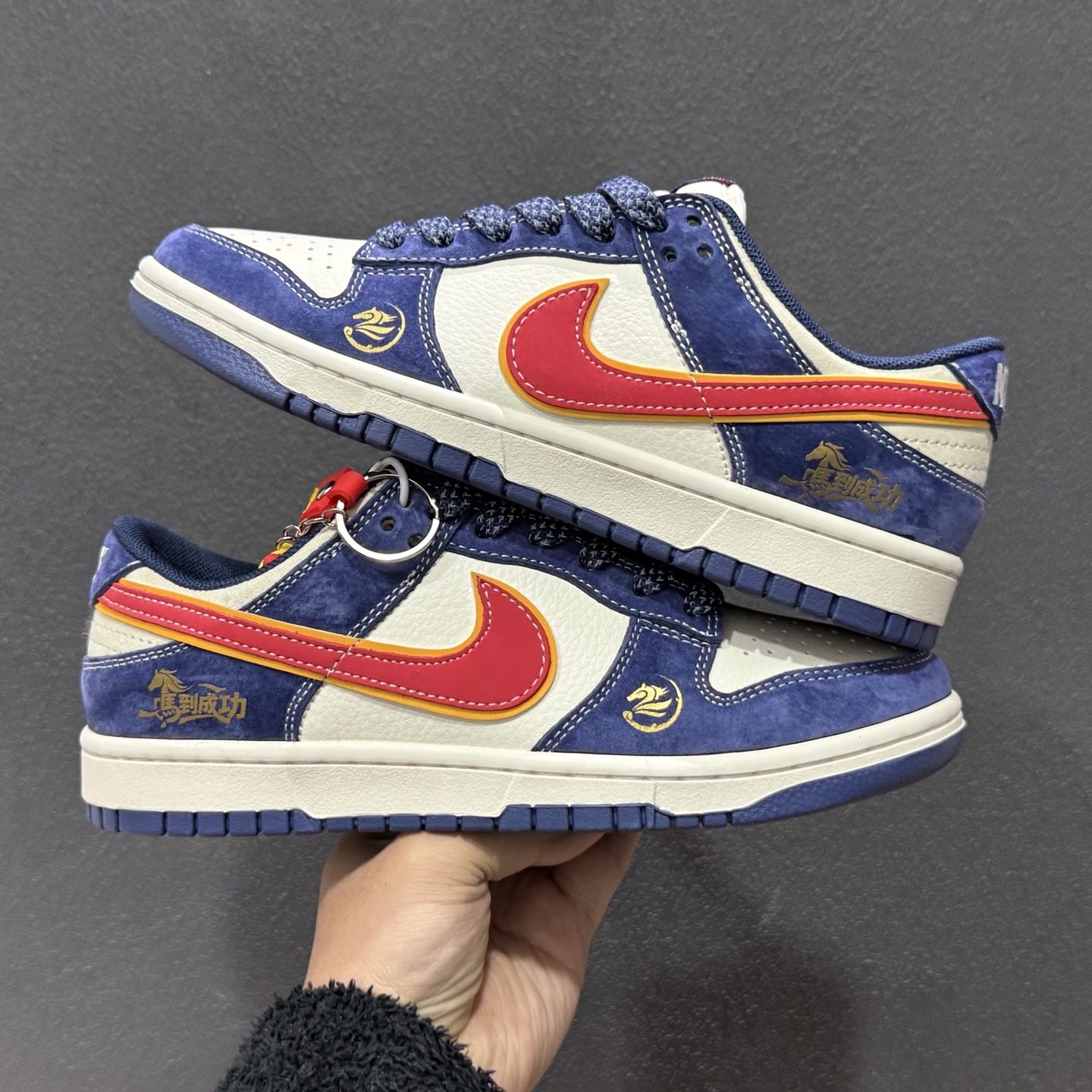 280 街头潮流!Air Jordan 1 Low (Supreme联名)乔丹爆款高端定制 LQ1988-818-Chinese UA Cheap High Quatity Brand Clothes Bags handbags Sneakers wholesale wholesaler seller from China Factory suppliers Fashion Clothing Shoes best Quality Beautiful Price 280 街头潮流!Air Jordan 1 Low (Supreme联名)乔丹爆款高端定制 LQ1988-818