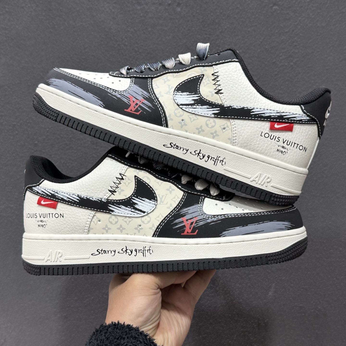 260 谁能拒绝Air Force 1与LV的王炸联名经典白黑配色撞出高级感 KG6699-F15-Chinese UA Cheap High Quatity Brand Clothes Bags handbags Sneakers wholesale wholesaler seller from China Factory suppliers Fashion Clothing Shoes best Quality Beautiful Price 260 谁能拒绝Air Force 1与LV的王炸联名经典白黑配色撞出高级感 KG6699-F15