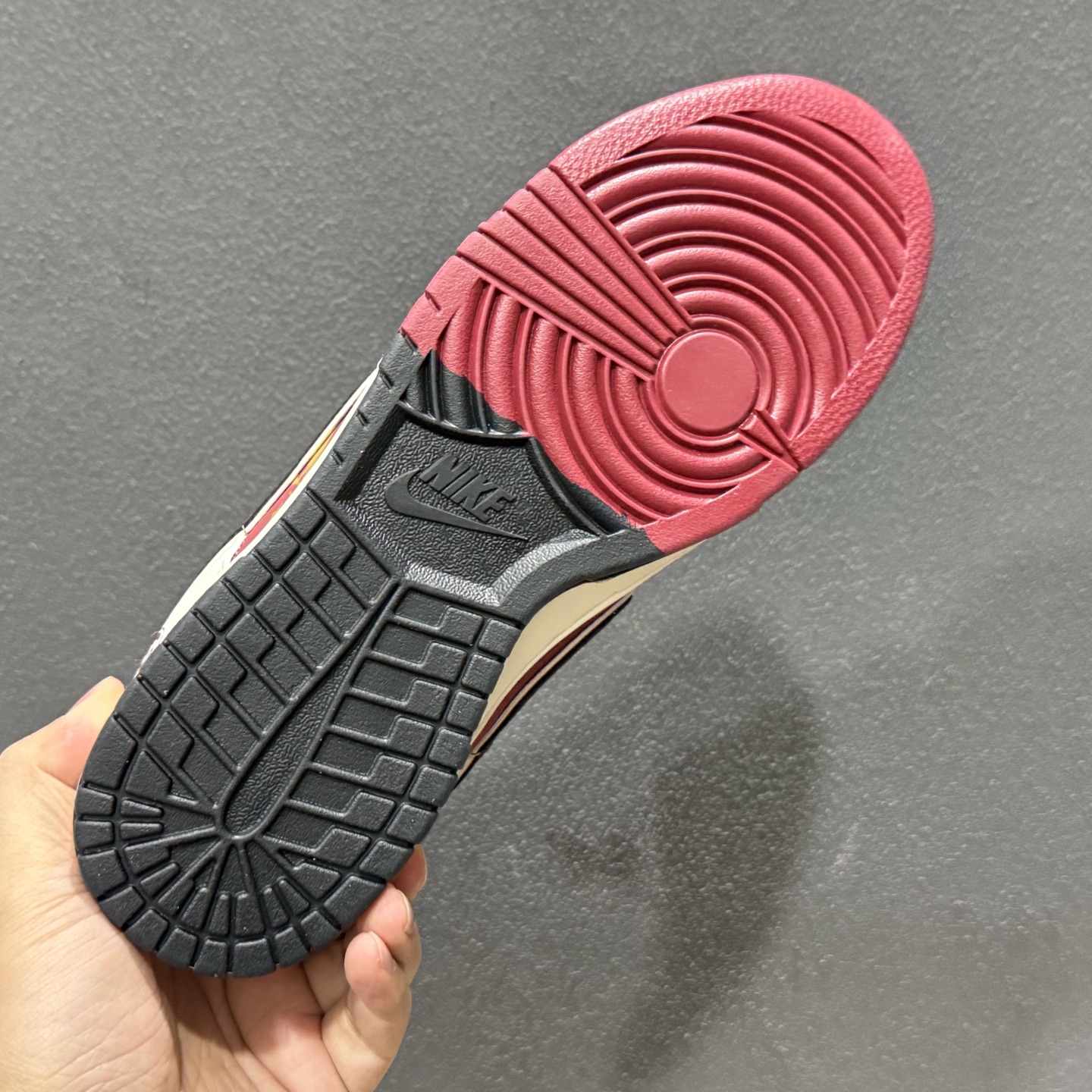 280 Nike SB Dunk Low 马年限定 琥珀丹红 高端定制 低帮休闲板鞋 QW5288-113-Chinese UA Cheap High Quatity Brand Clothes Bags handbags Sneakers wholesale wholesaler seller from China Factory suppliers Fashion Clothing Shoes best Quality Beautiful Price 280 Nike SB Dunk Low 马年限定 琥珀丹红 高端定制 低帮休闲板鞋 QW5288-113