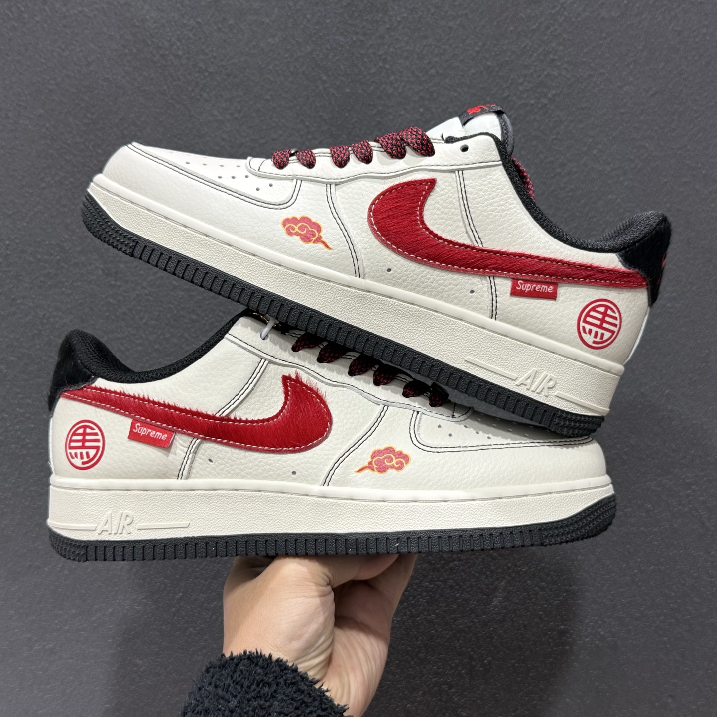 260 Nike Air Force 1'07 Low 马年限定 白红马毛 空军一号低帮休闲板鞋 QW5288-126