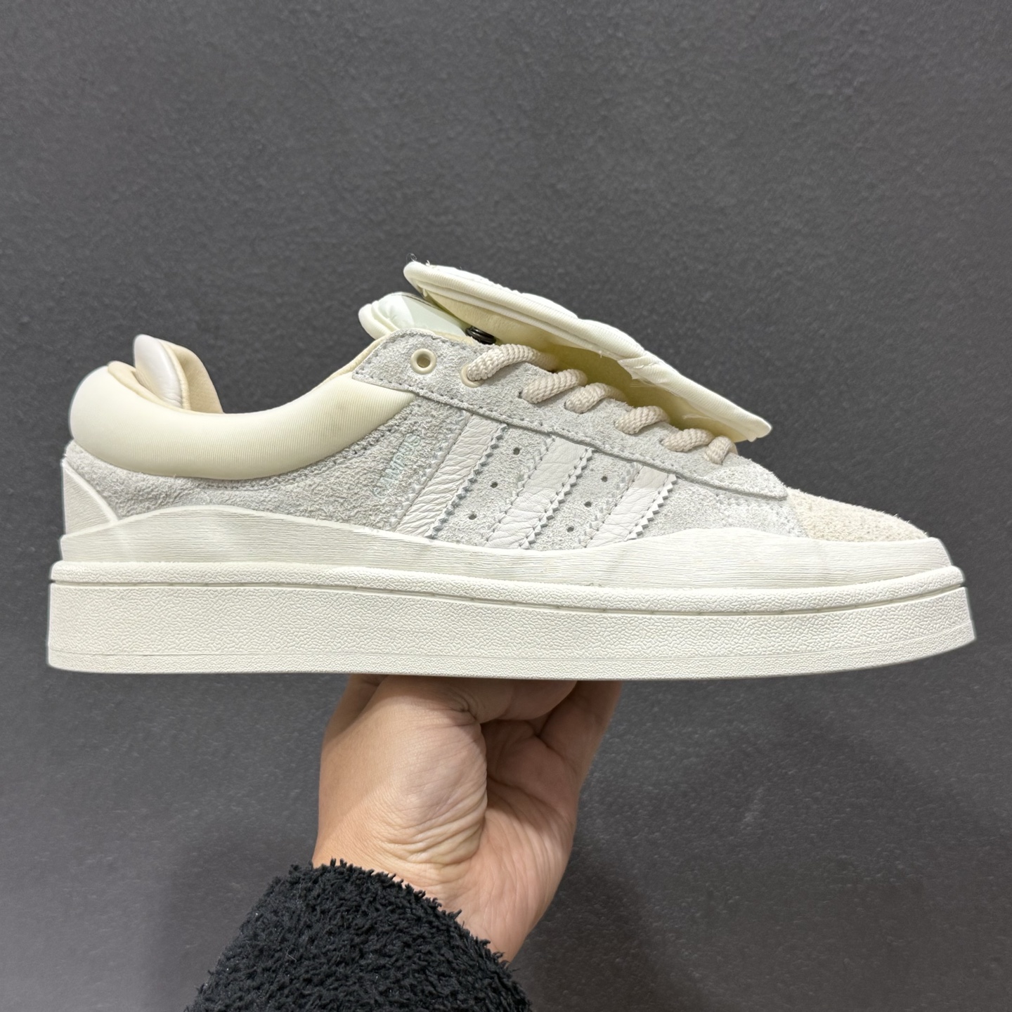 Bad Bunny x Ad Originals Campus FZ5823 坏痞兔联名款 阿迪休闲板鞋 Bad Bunny x Ad Originals Campus FZ5823 坏痞兔联名款 阿迪休闲板鞋
